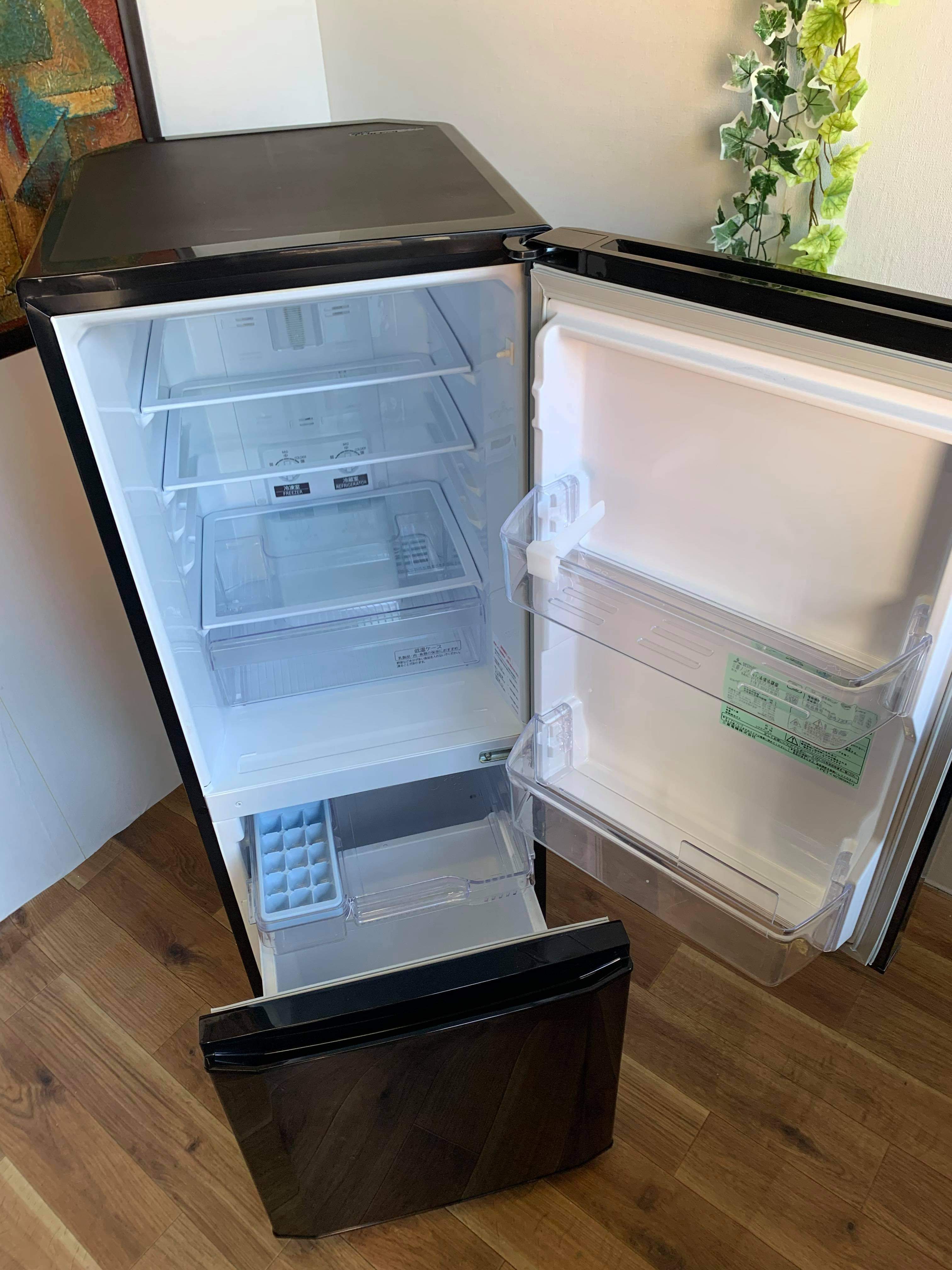 三菱ノンフロン 冷凍冷蔵庫 2019年製MR-P15ED-KK