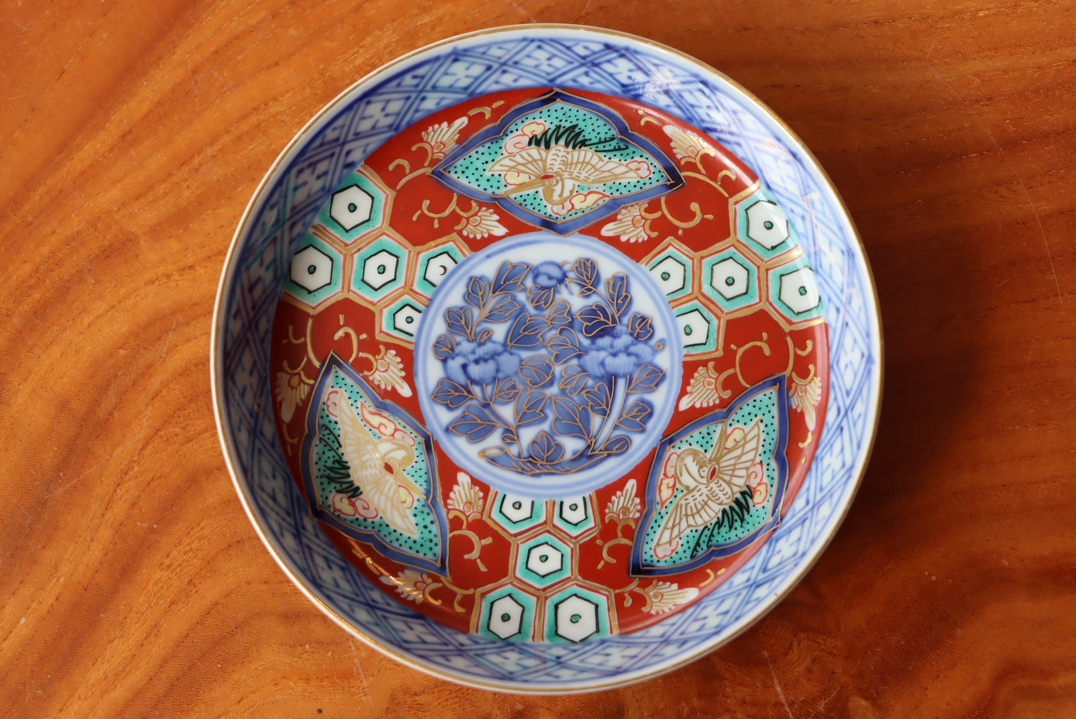 大聖寺伊万里 色絵 鶴亀甲文 小皿 | (有)新原美術