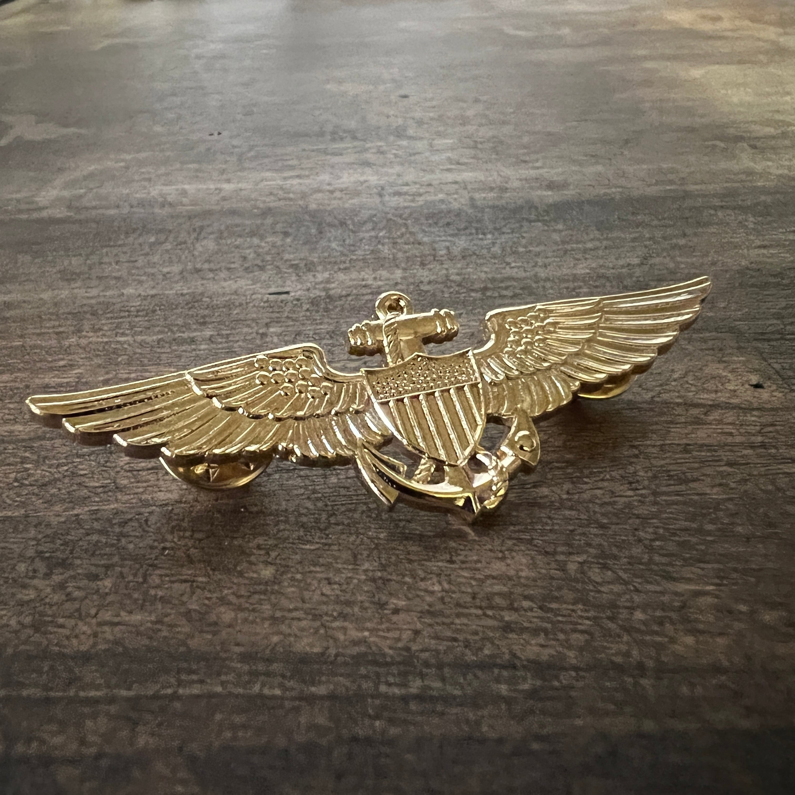 希少】アメリカ海軍 パイロット記章（トップガン） 希少】アメリカ海軍