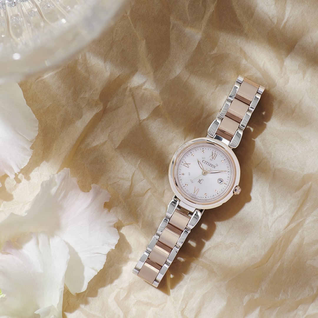 卸売 【美品】CITIZEN クロスシー xC ソーラー電波 ピンク 現行・極上