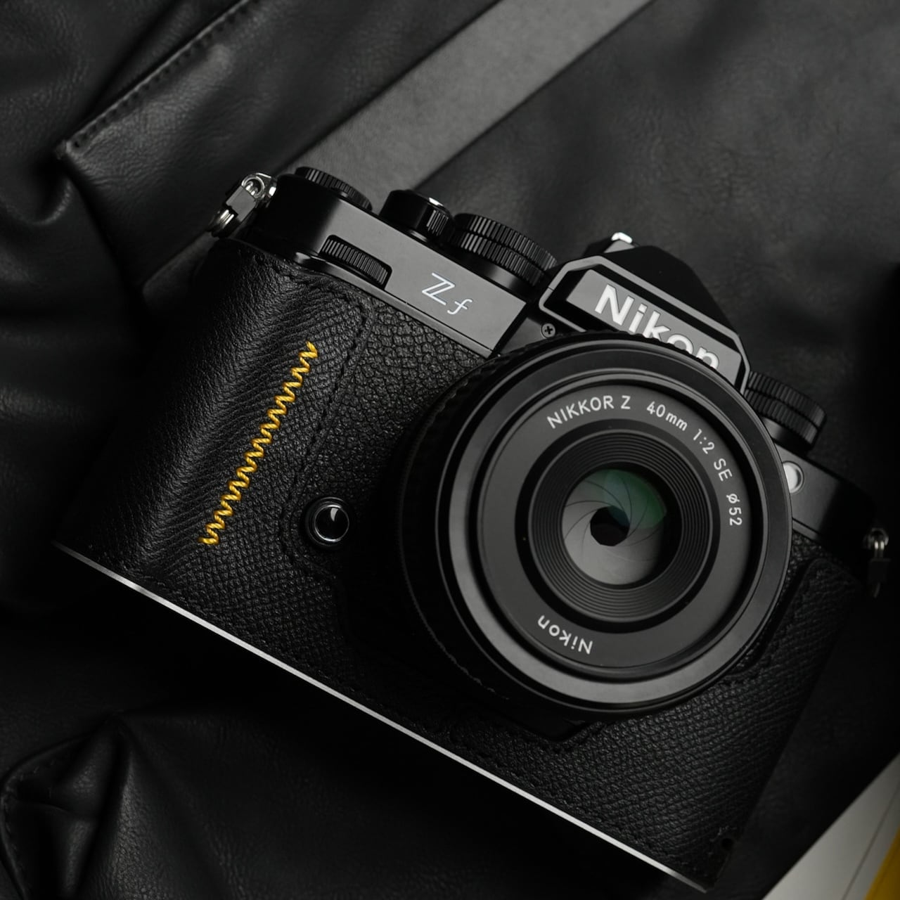 ニコン Zf 専用 イエローラインボディケース PTBA016 | Mr.Stone