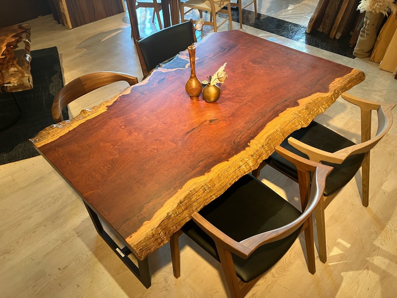 玉杢】本花梨（ラオス産）_1620×740-1000×40_青山店_レジンテーブル天