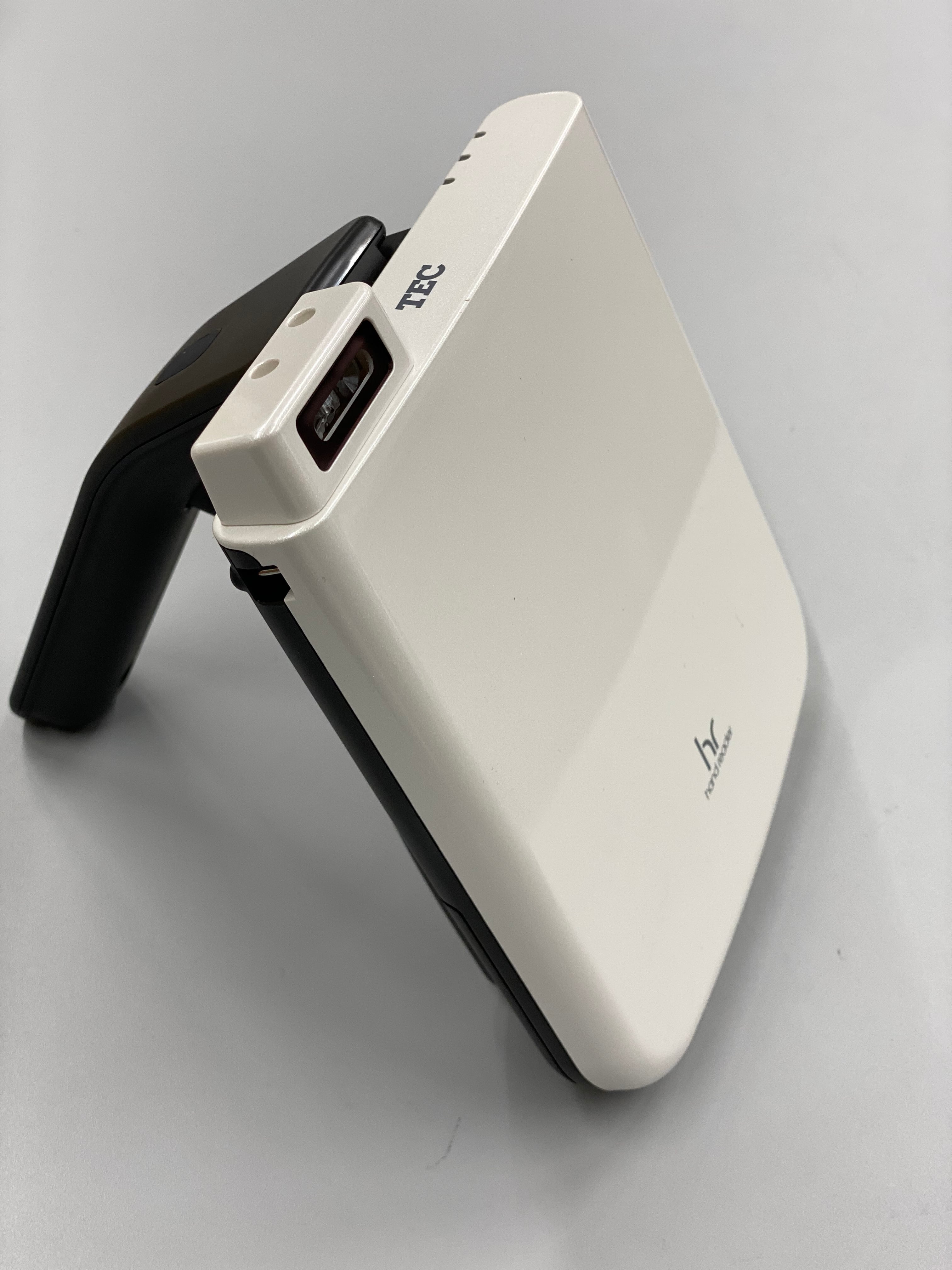 24e5a4edf79cc6cda760d2c0535e17