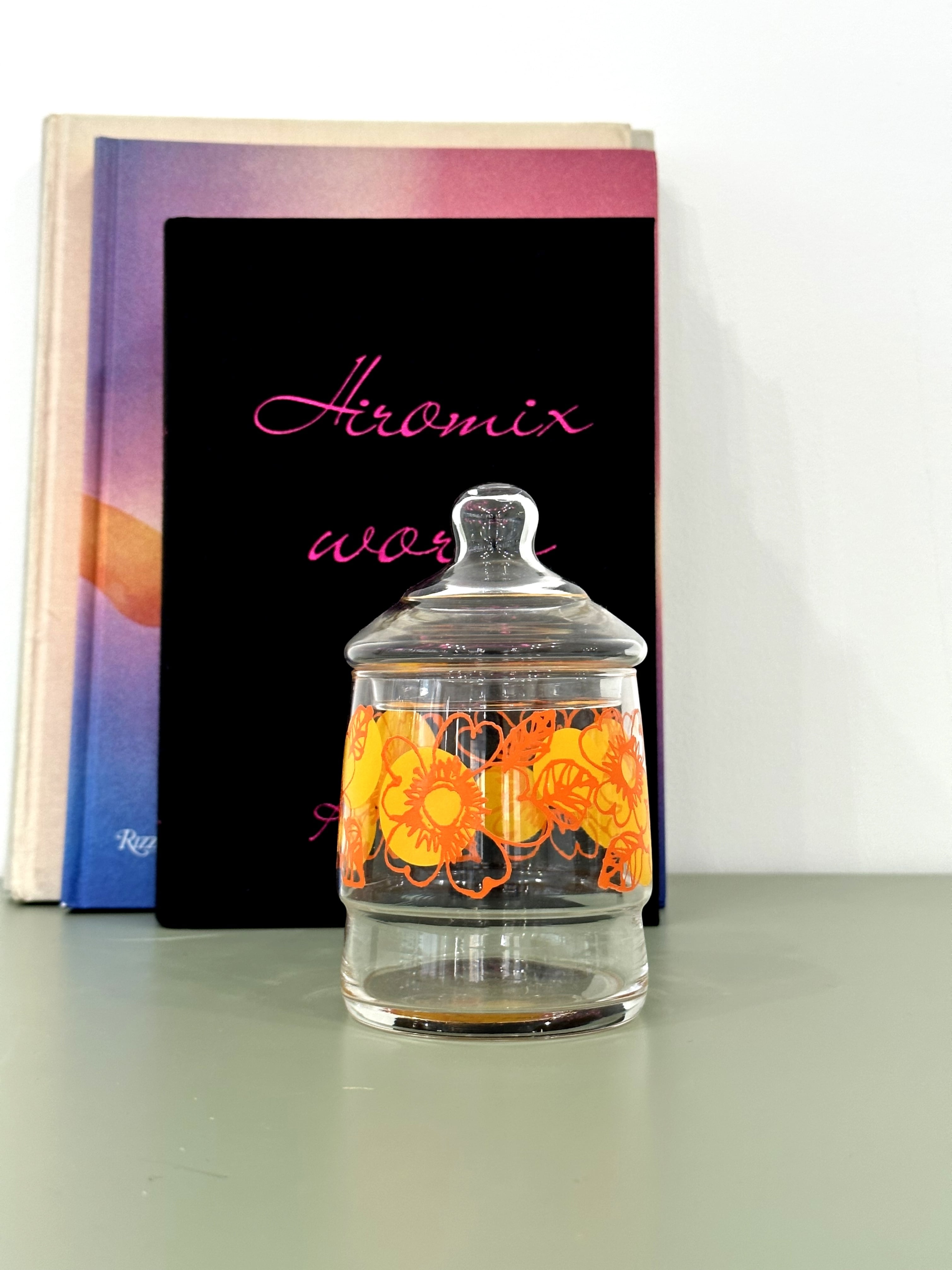 1752 香蘭社 瑠璃薔薇 キャンディーポット 金彩 ルリ薔薇