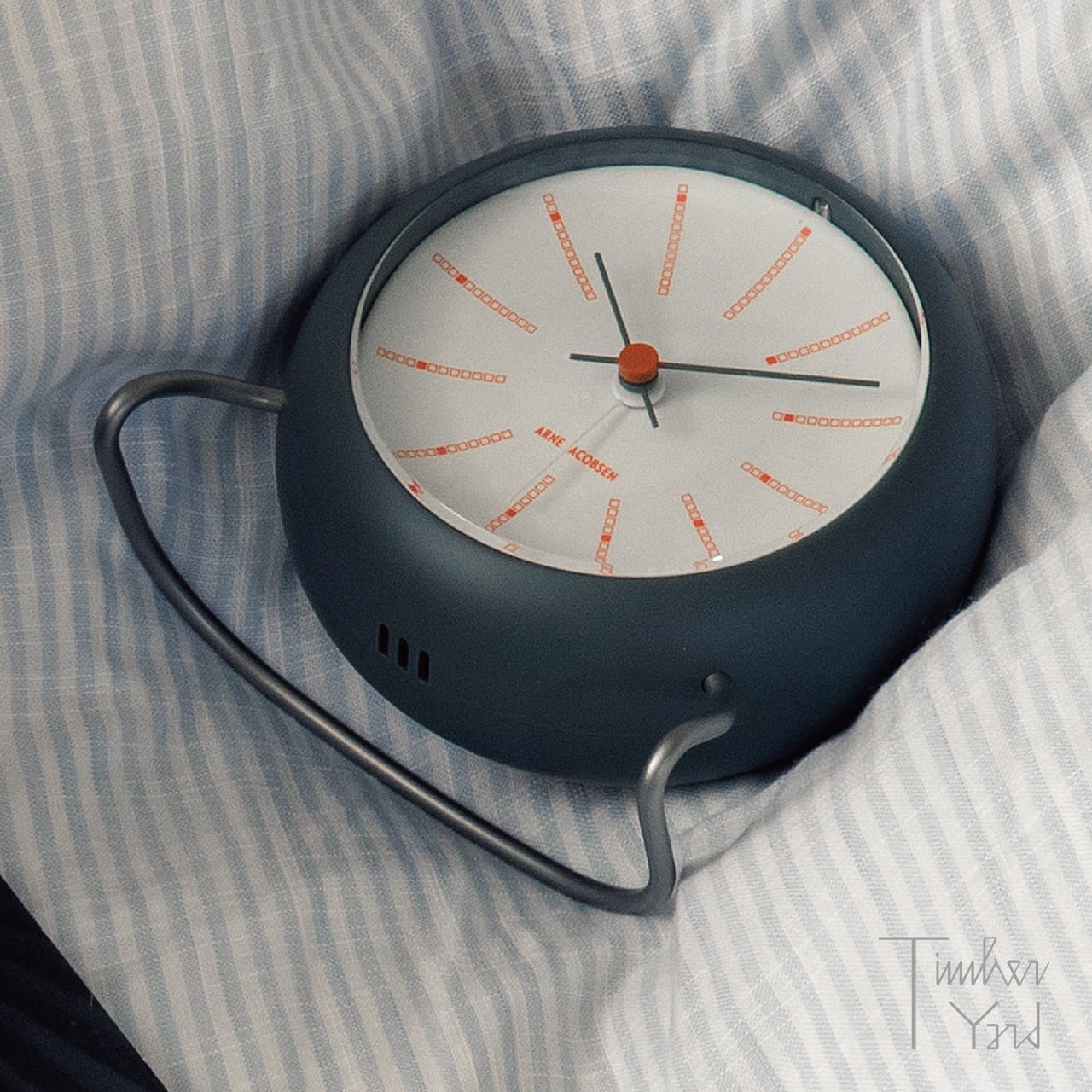 Table Clock / BANKERS / Grey / Φ110mm / アラーム / スヌーズ / LED