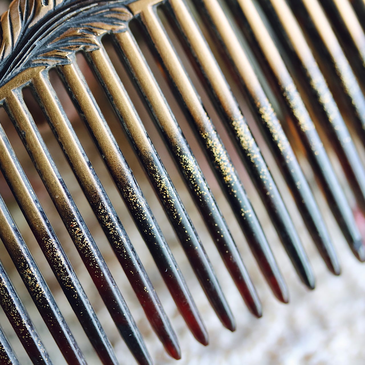 本鼈甲 蒔絵細工 アンティーク櫛 明治後期〜大正期 | 結antiques