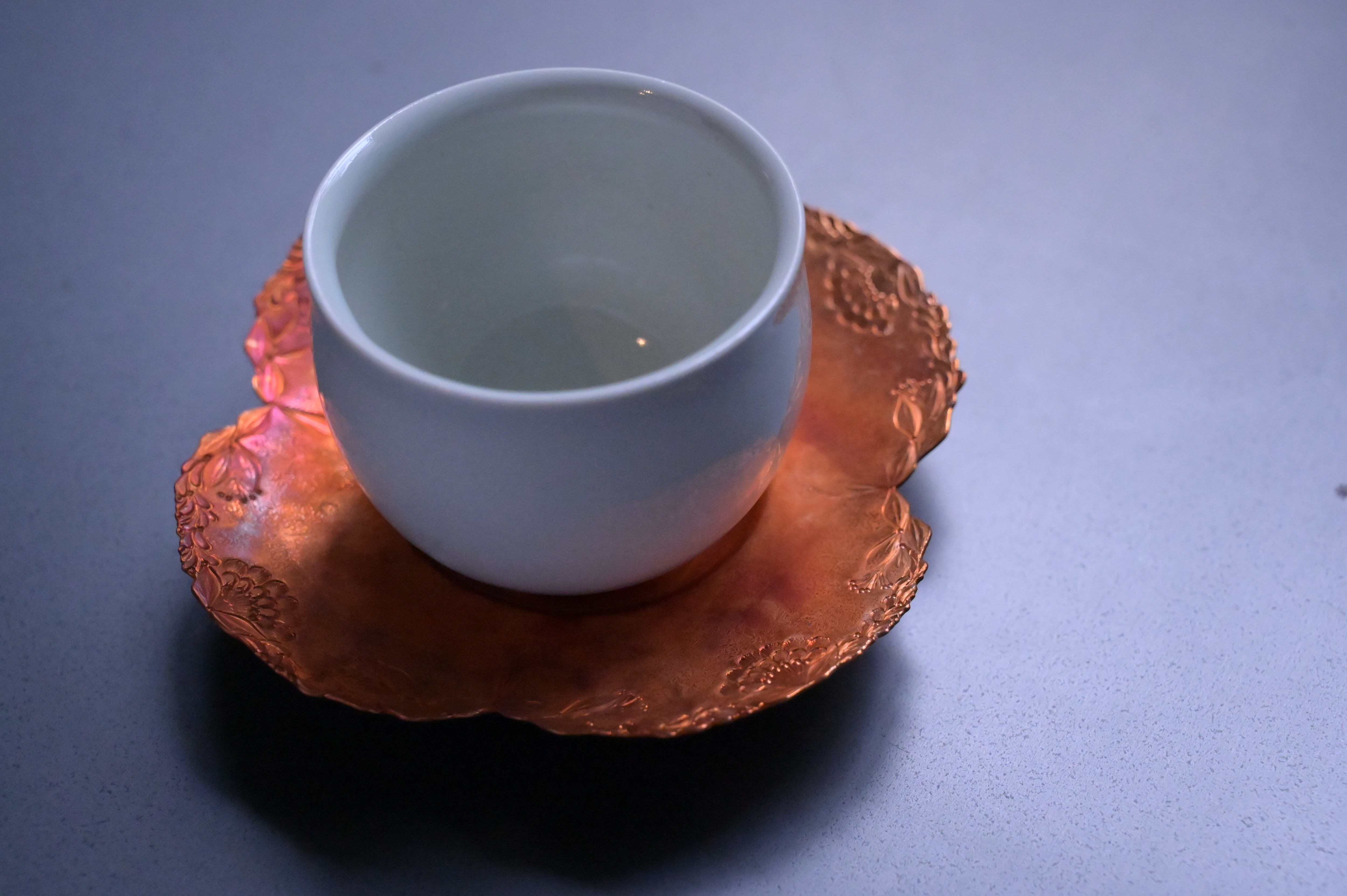 西川美穂 花ツラナル茶托 銅 | 鎌倉倶楽部 茶寮