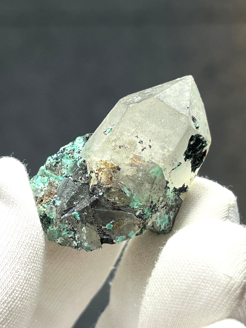 ペルー産＊ソーダライト・アズールクォーツクリペ ベルベットライナー