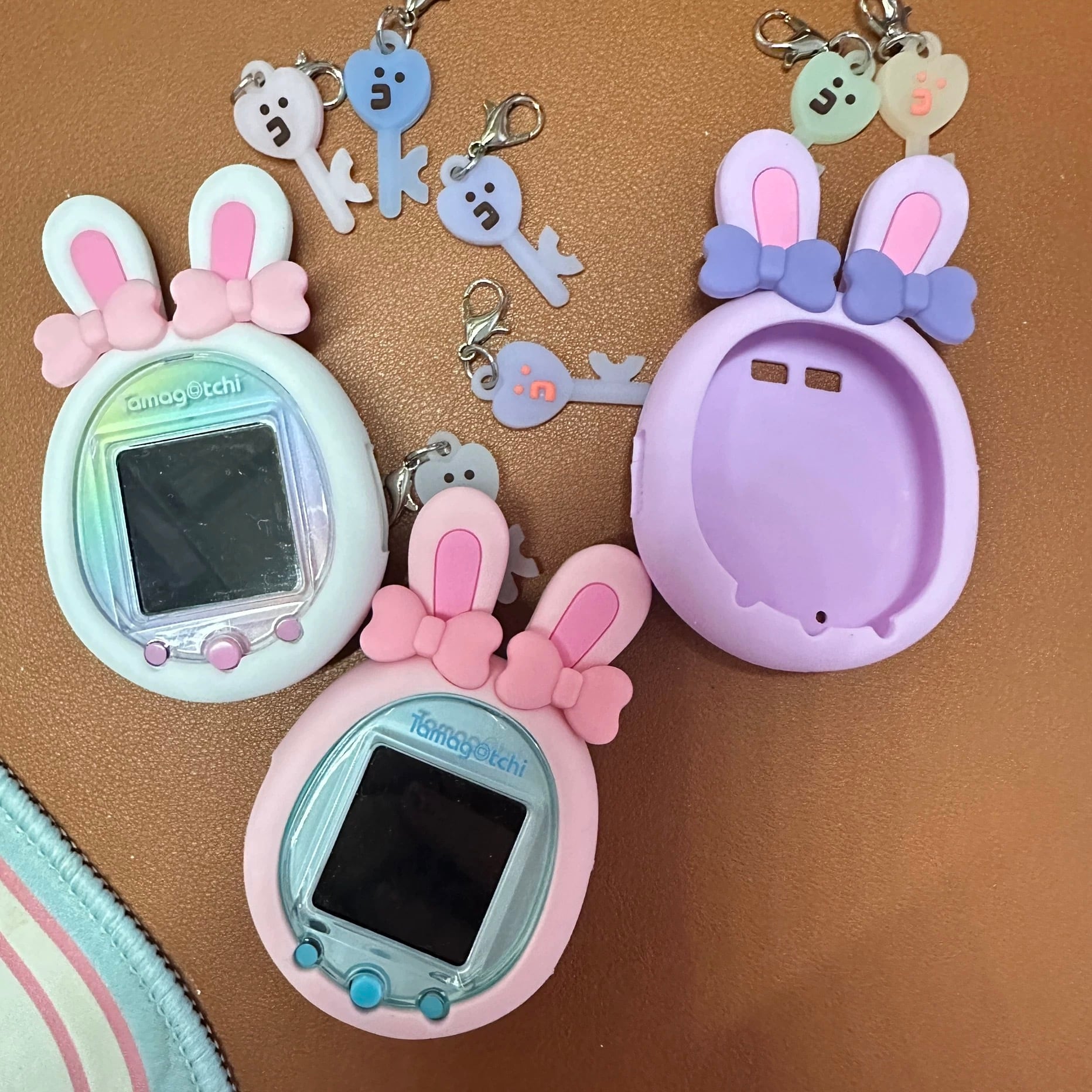 たまごっちスマート専用のうさぎシリコンカバー | キラメキおもちゃ