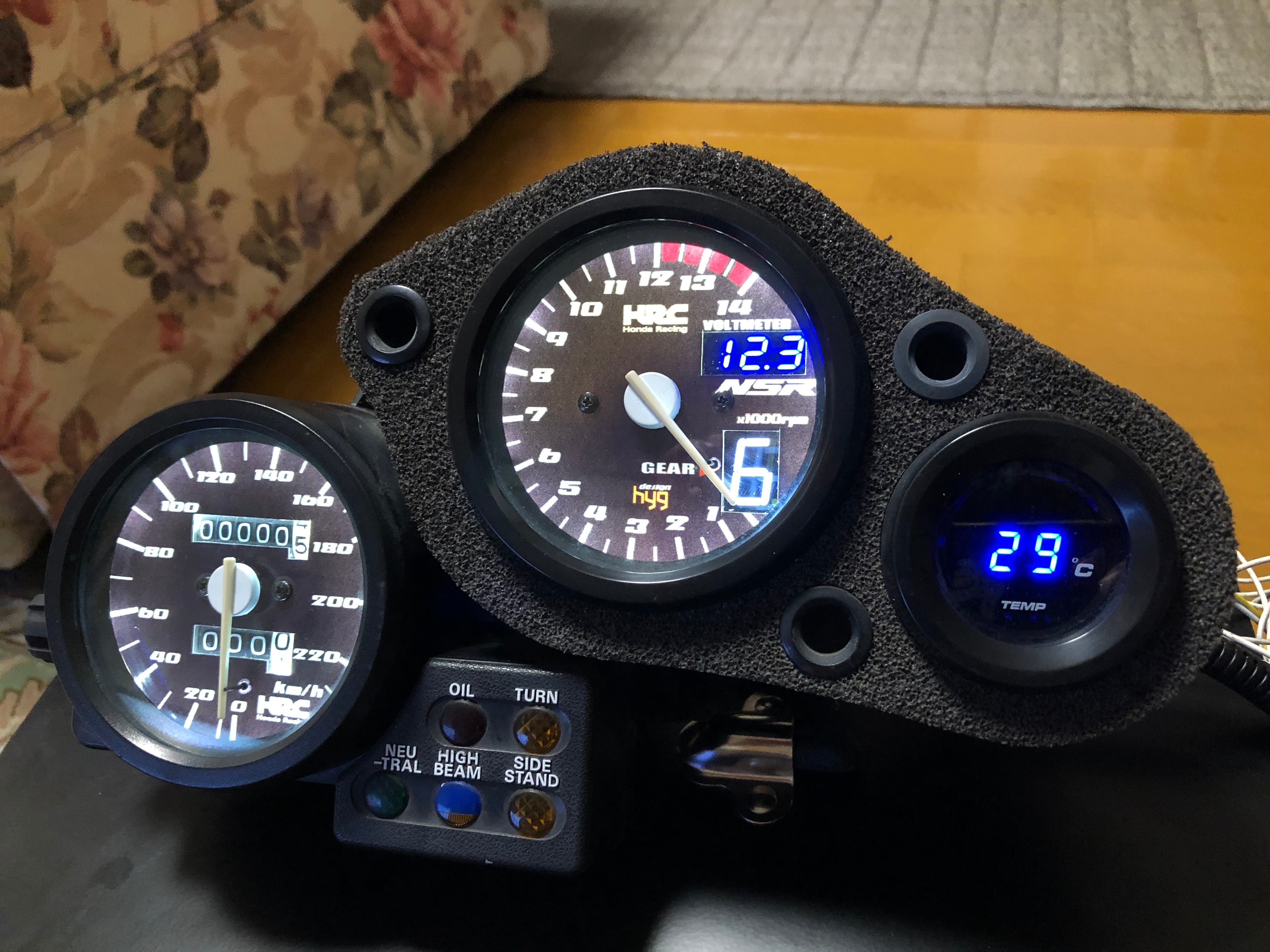 ワンオフ!NSR250R(MC21)スペシャルメーター製作します | hyg design