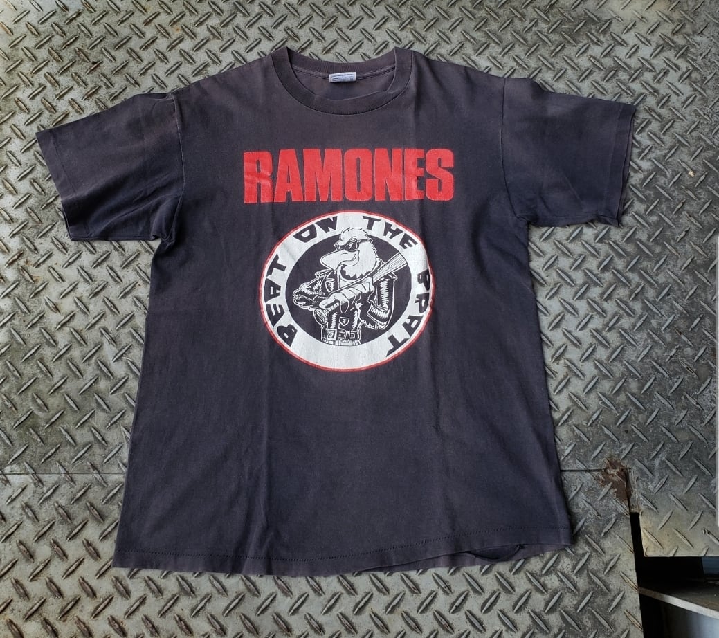 ☆RAMONES ラモーンズ Tシャツ Beat On The Brat 黒M 正規品 パンク