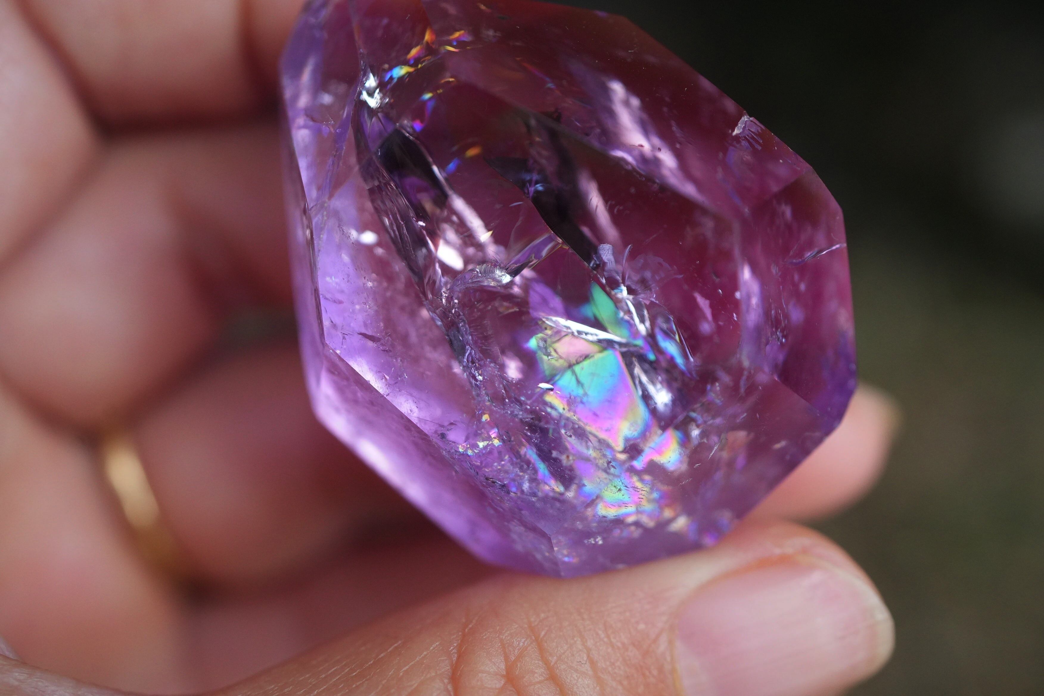 びっしりインクルージョン☆レインボー☆アメジスト原石s1092 | Funky