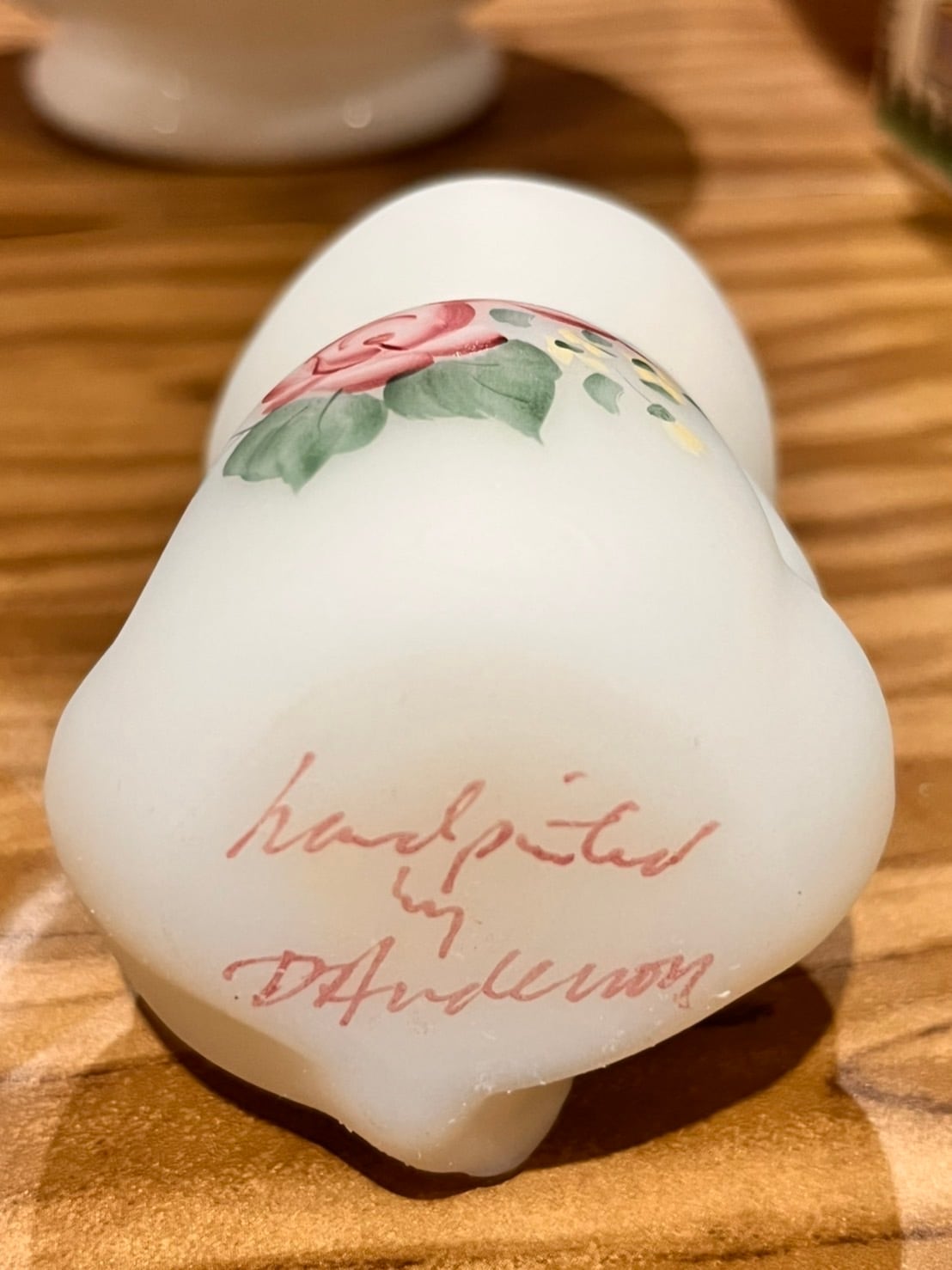 Fenton フェントン クマのフィギュリン ピンクの花柄 ミルクガラス