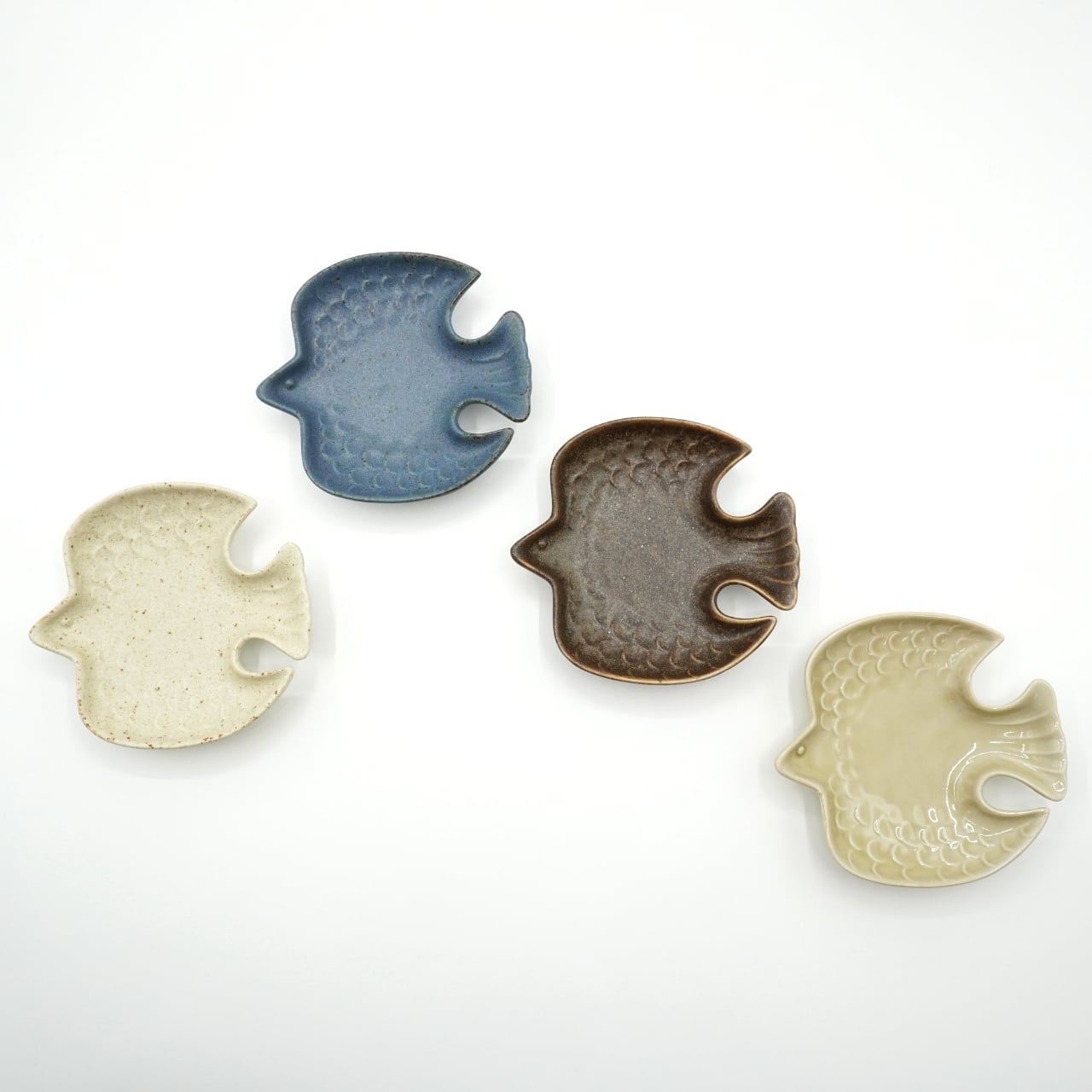 Dinky 120トリ型プレート 美濃焼【日本製】 | コトノハ