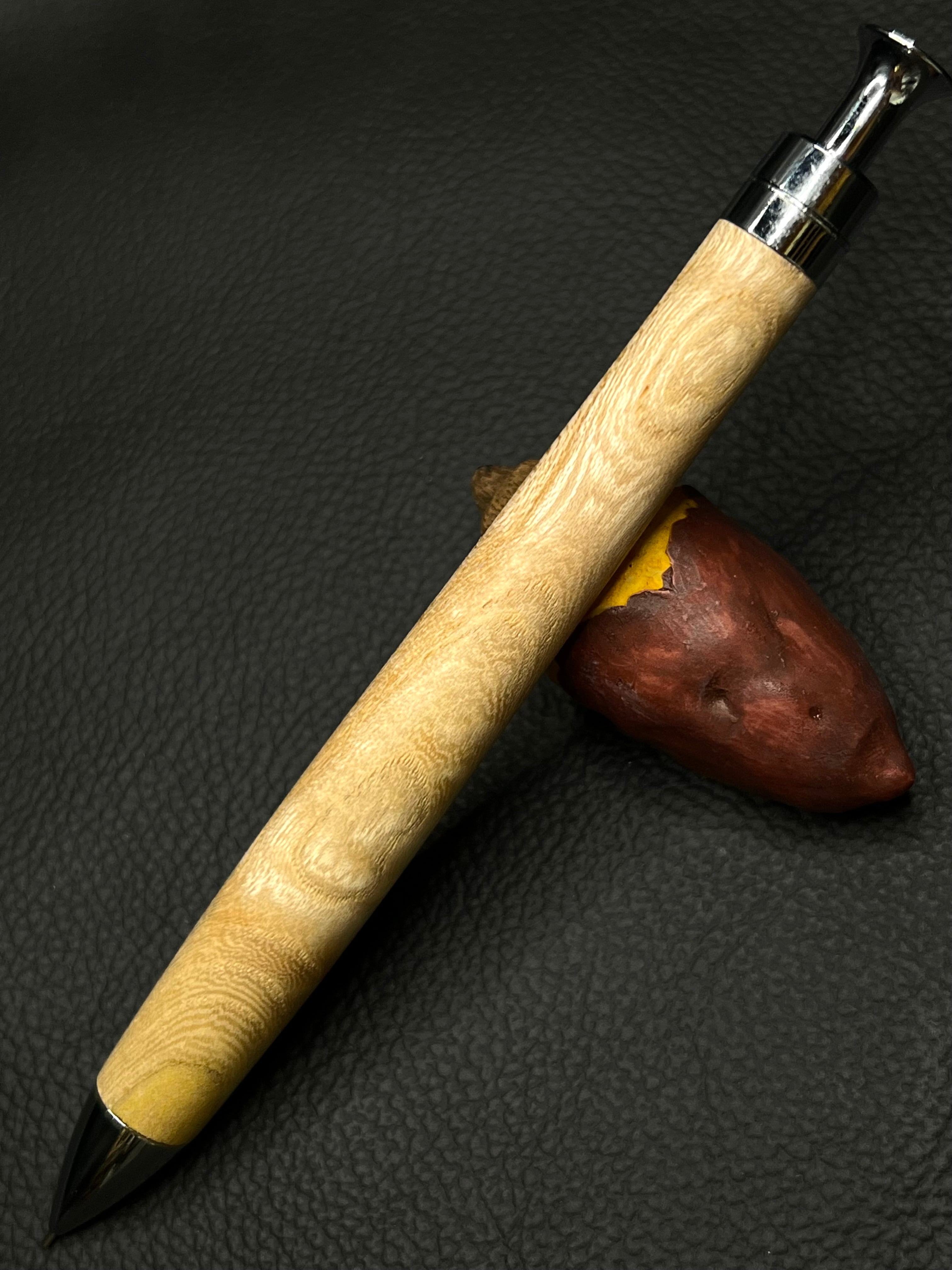 57 欅 ケヤキ 上杢 | こぶた工房