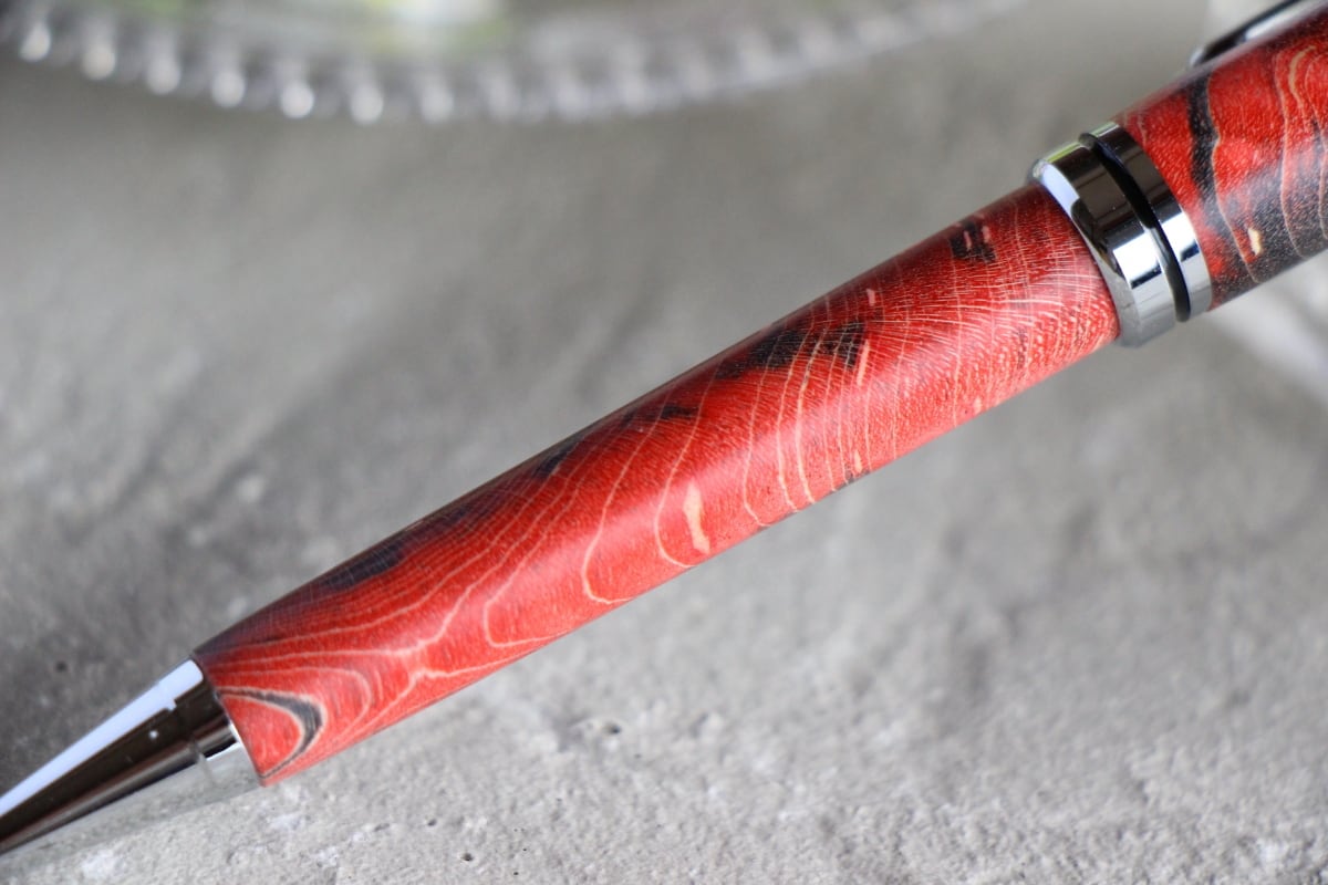 スタビライズドウッド メイプル杢 赤×黒 2・Horizon」銘木ボールペン