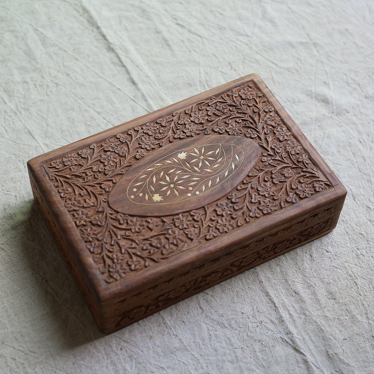 昭和戦前 天然木小物入れ2点 木彫り 花 立体網目模様 艶あり