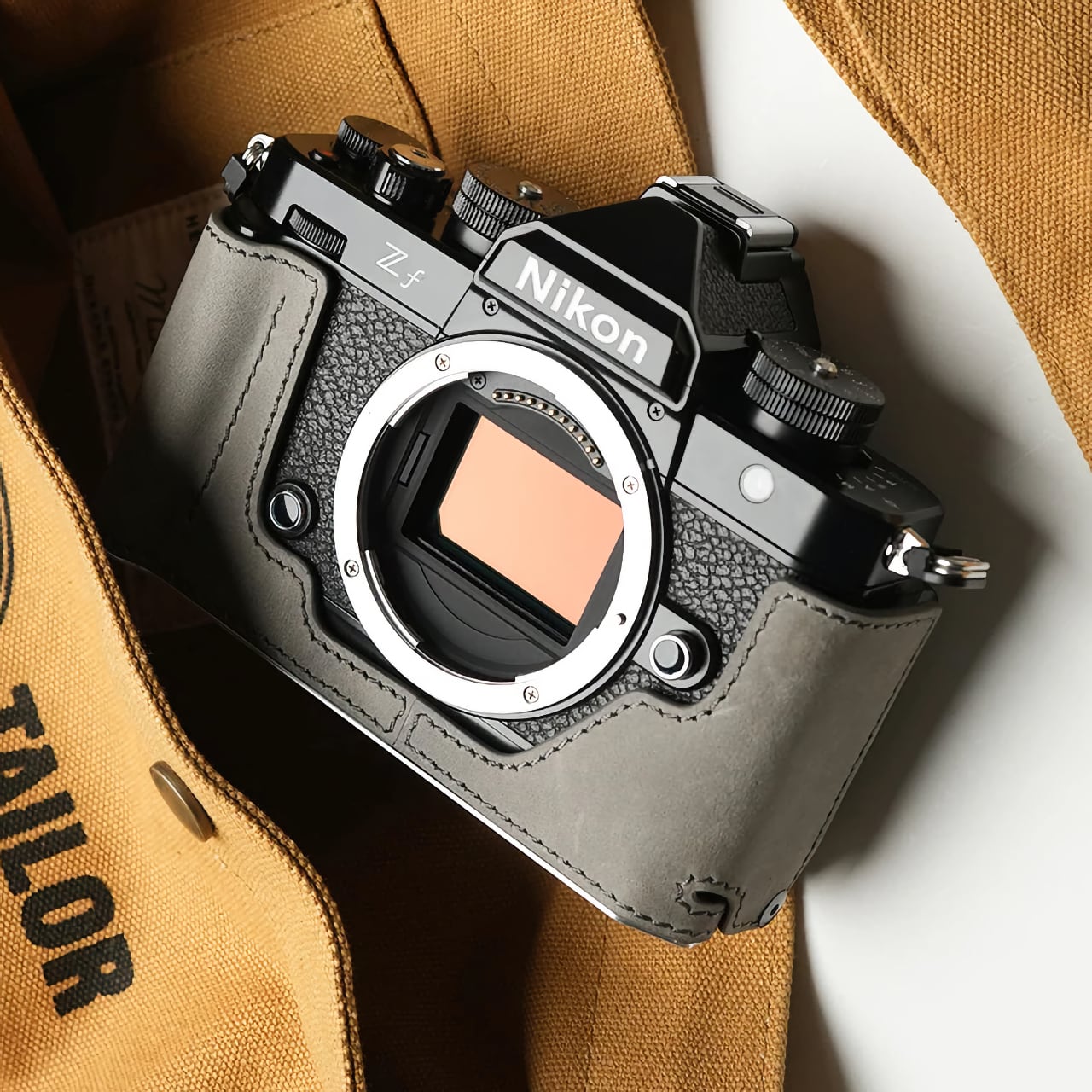 ニコン Zf 専用ボディケース ヴィンテージ | Mr.Stone