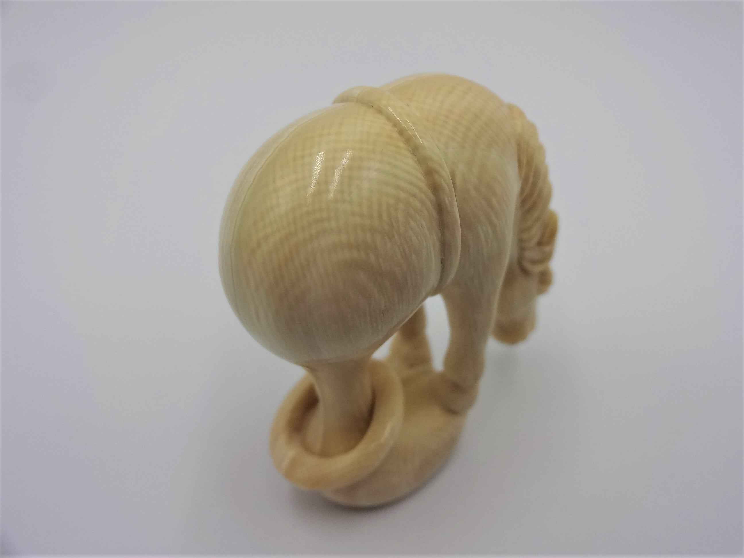 根付 マンモス牙 馬 （ST-010） | 山田商店