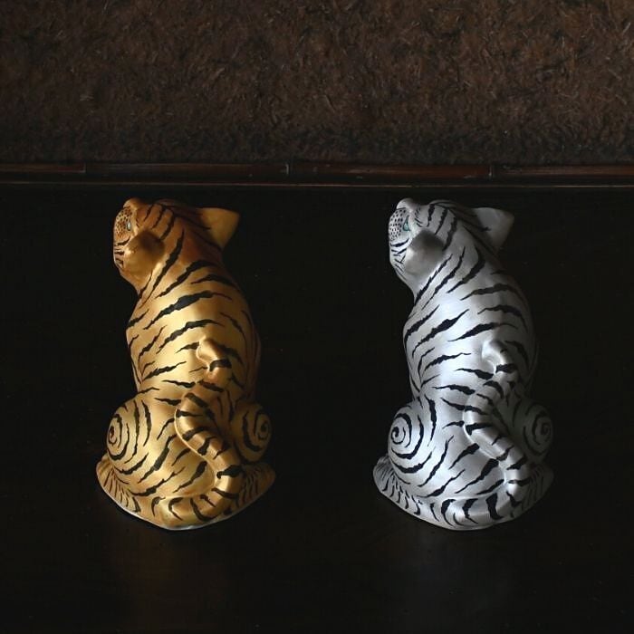 ARITAYAKI STOREオリジナル＊ 有田焼 円左エ門窯 手描き 虎 置物 単品