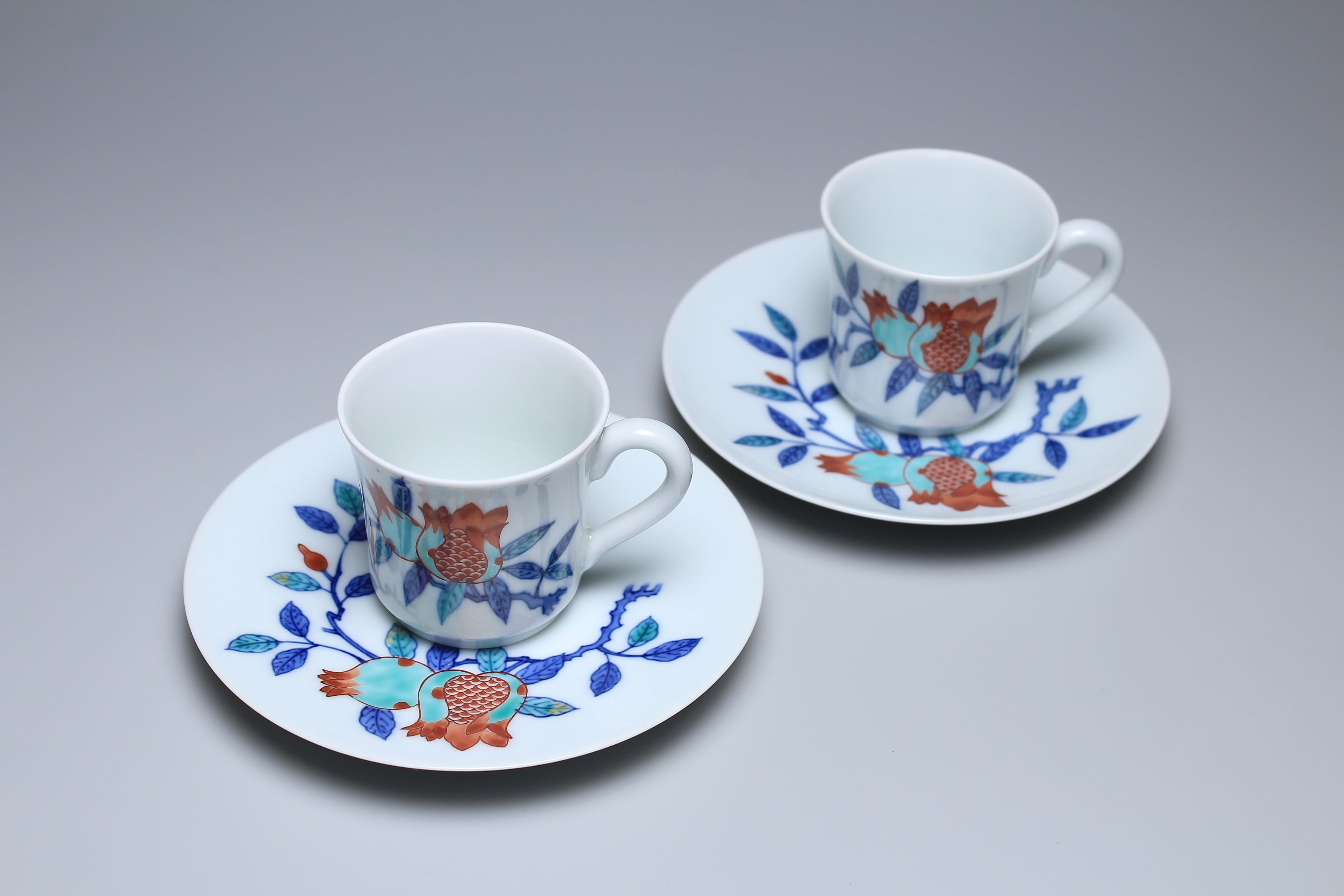 十三代今泉今右衛門 錦柘榴絵珈琲碗2客 カップ＆ソーサー 共箱 | 正一