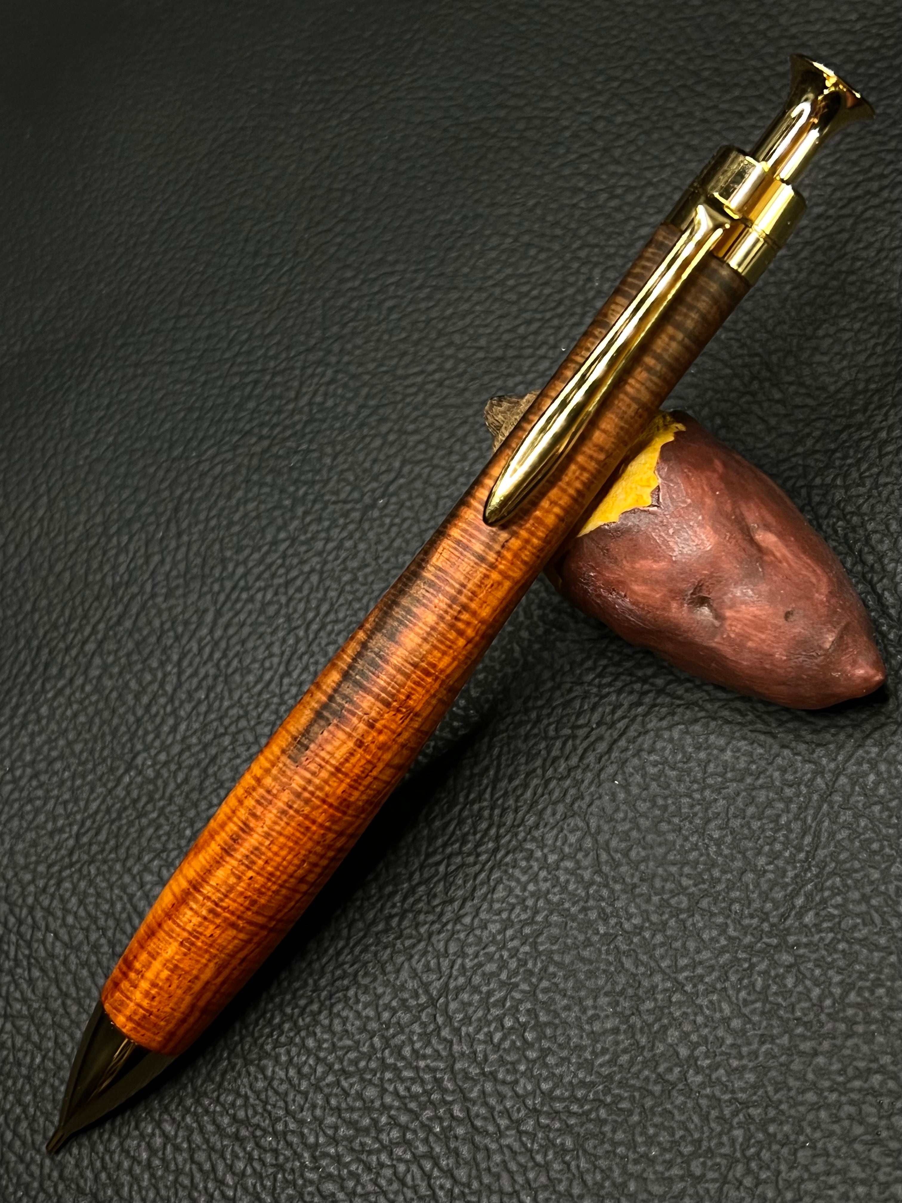 こぶた工房 黒柿孔雀杢 極上杢 シャープペンシル 0.5 3 黒柿孔雀杢