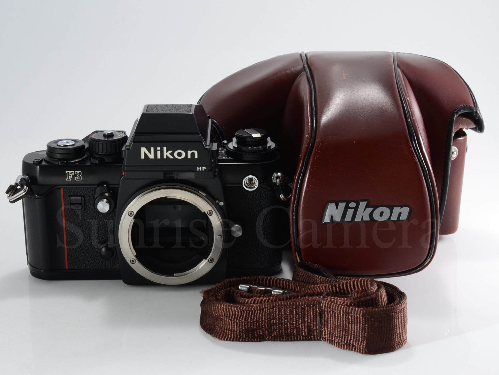 Nikon F3HP ボディ 整備済 CF-22ケース付 ニコン（60256