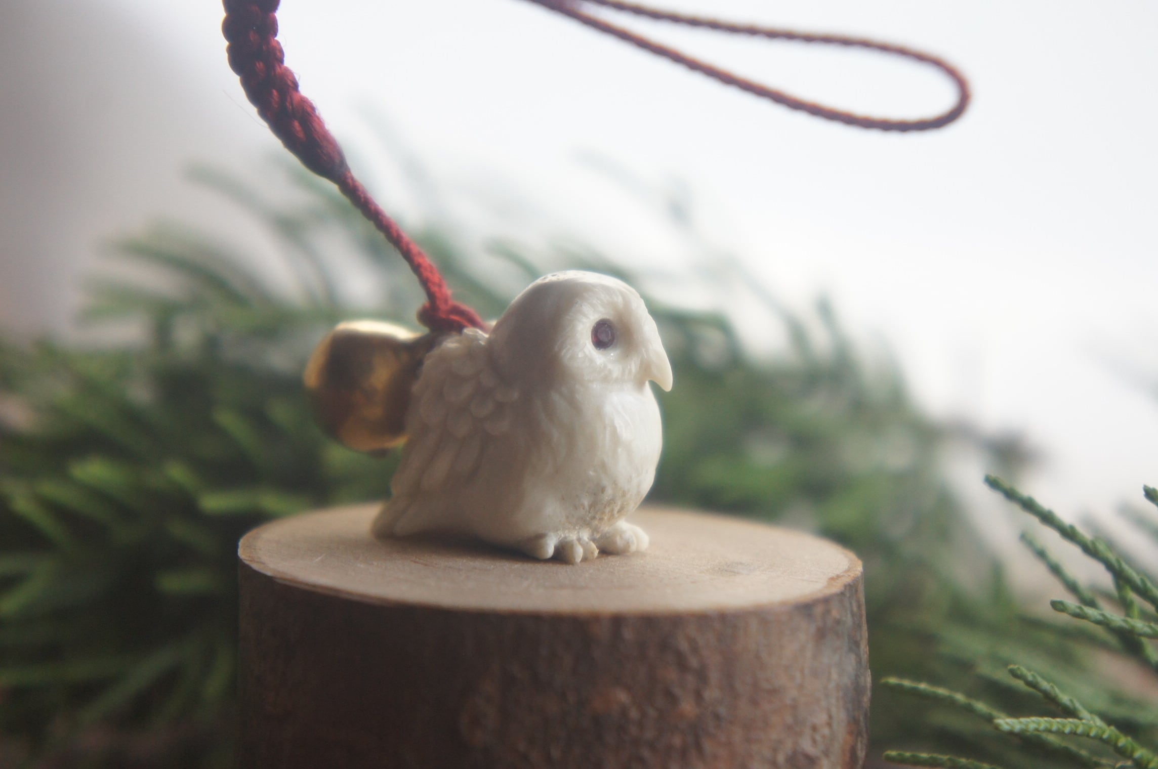 鹿角彫刻「ふくろう」根付 | deer bone 