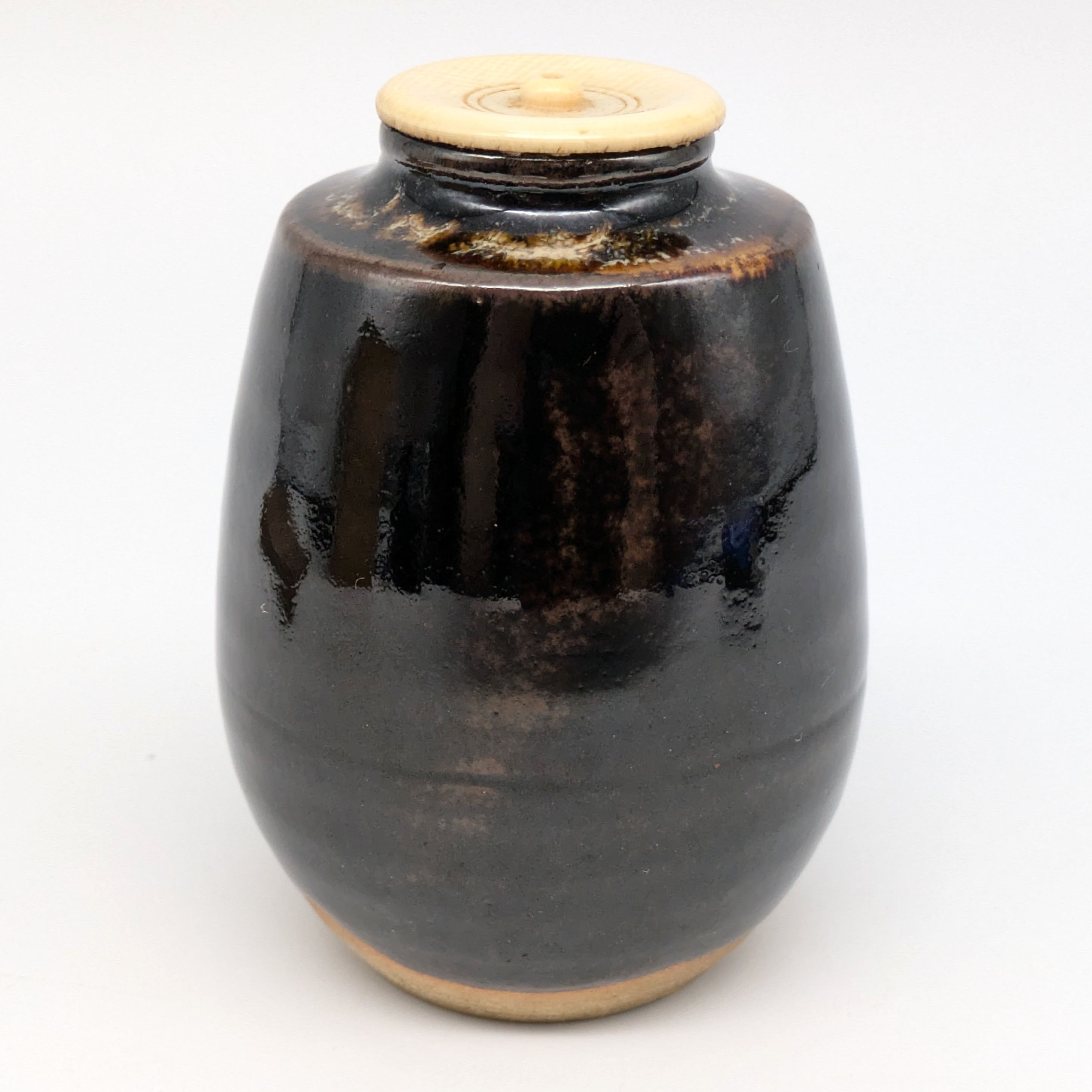 1165 桶谷定一 肩衡茶入 未使用 1165 桶谷定一 肩衡茶入 未使用 1165