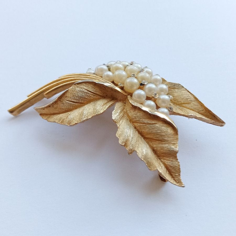 美品TRIFARI ヴィンテージ ブローチ&イヤリング