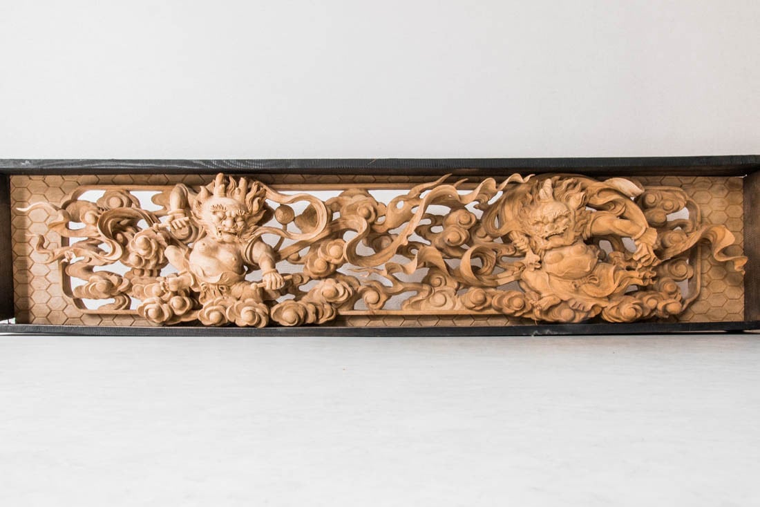 骨董品 玉杢 特大 獅子 木彫り 時代品