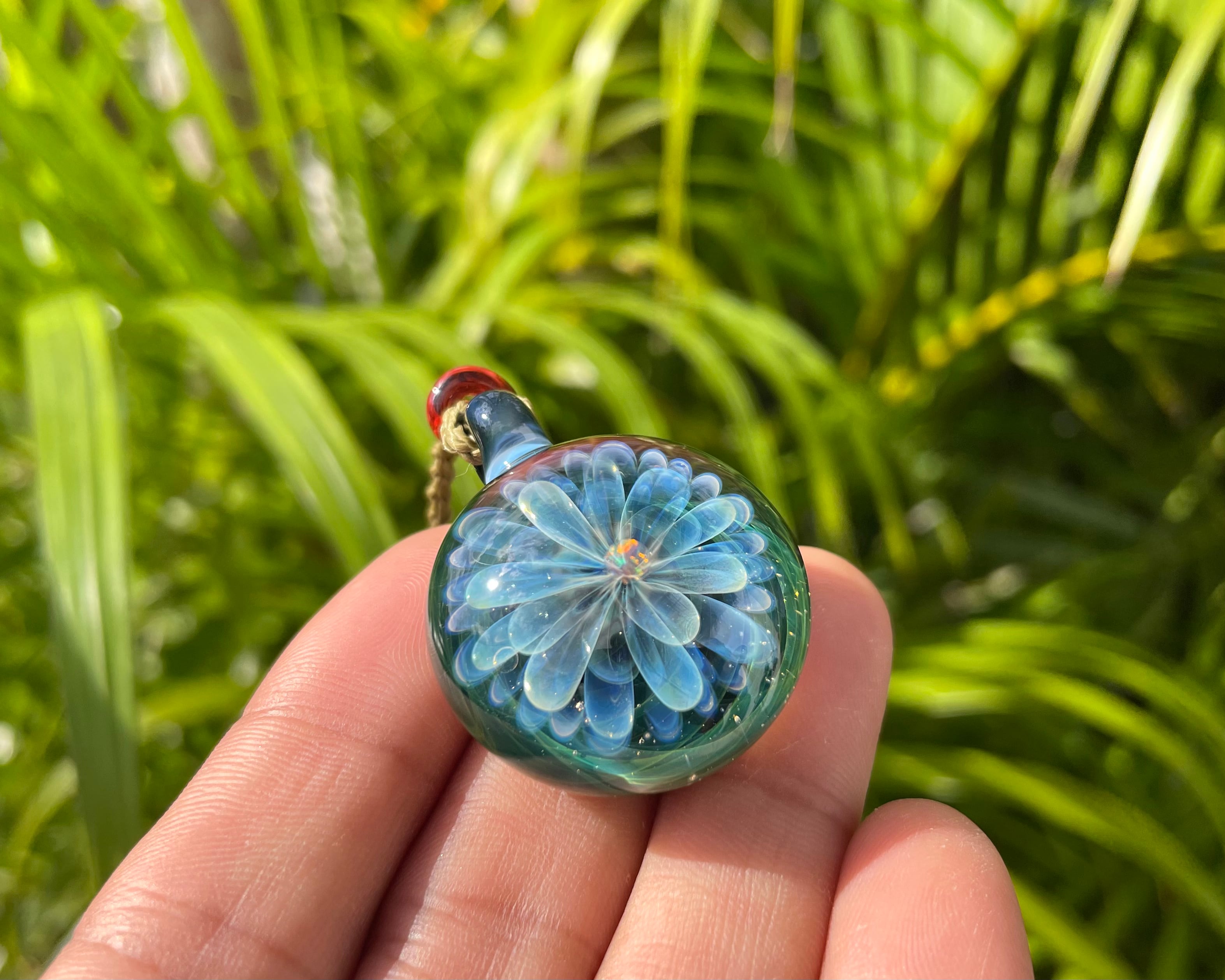 宇宙玉レジン/宇宙に咲く花 宇宙玉レジン/宇宙に咲く花【negu】 大玉