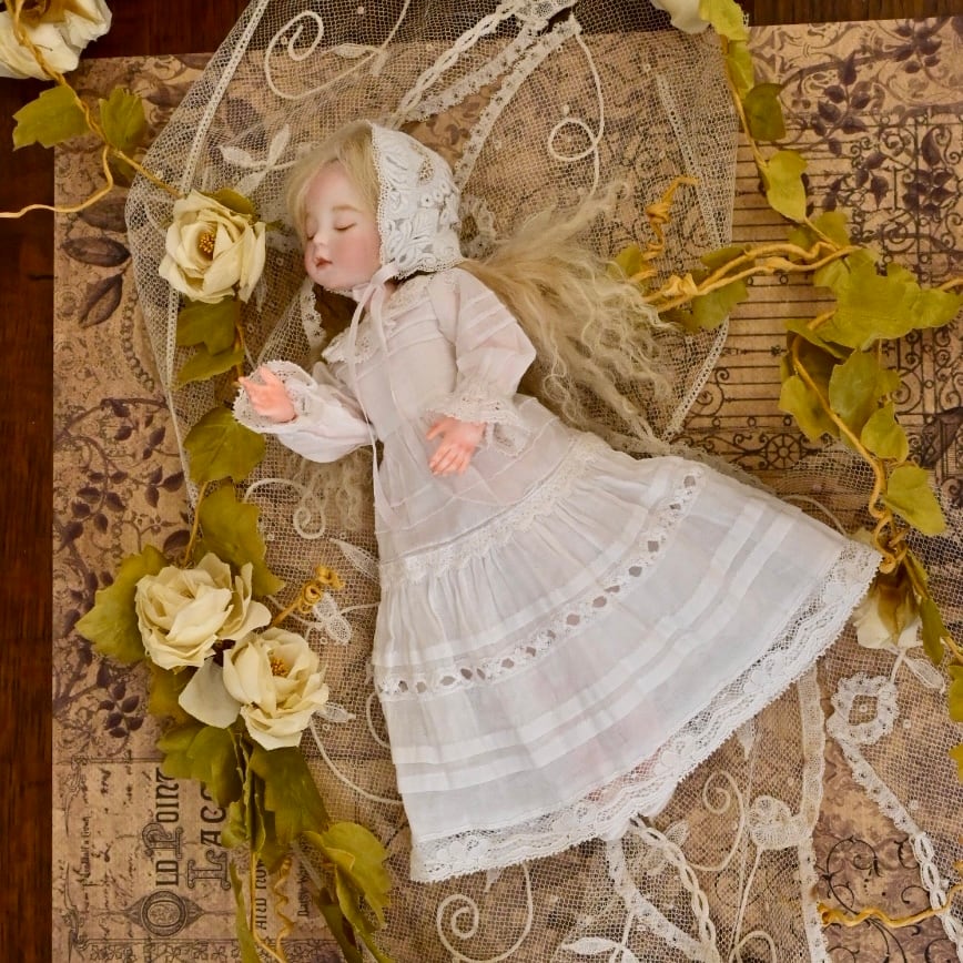 ミニチュアドール「 べいびぃ工房様製 」ビスクドール 眠り姫