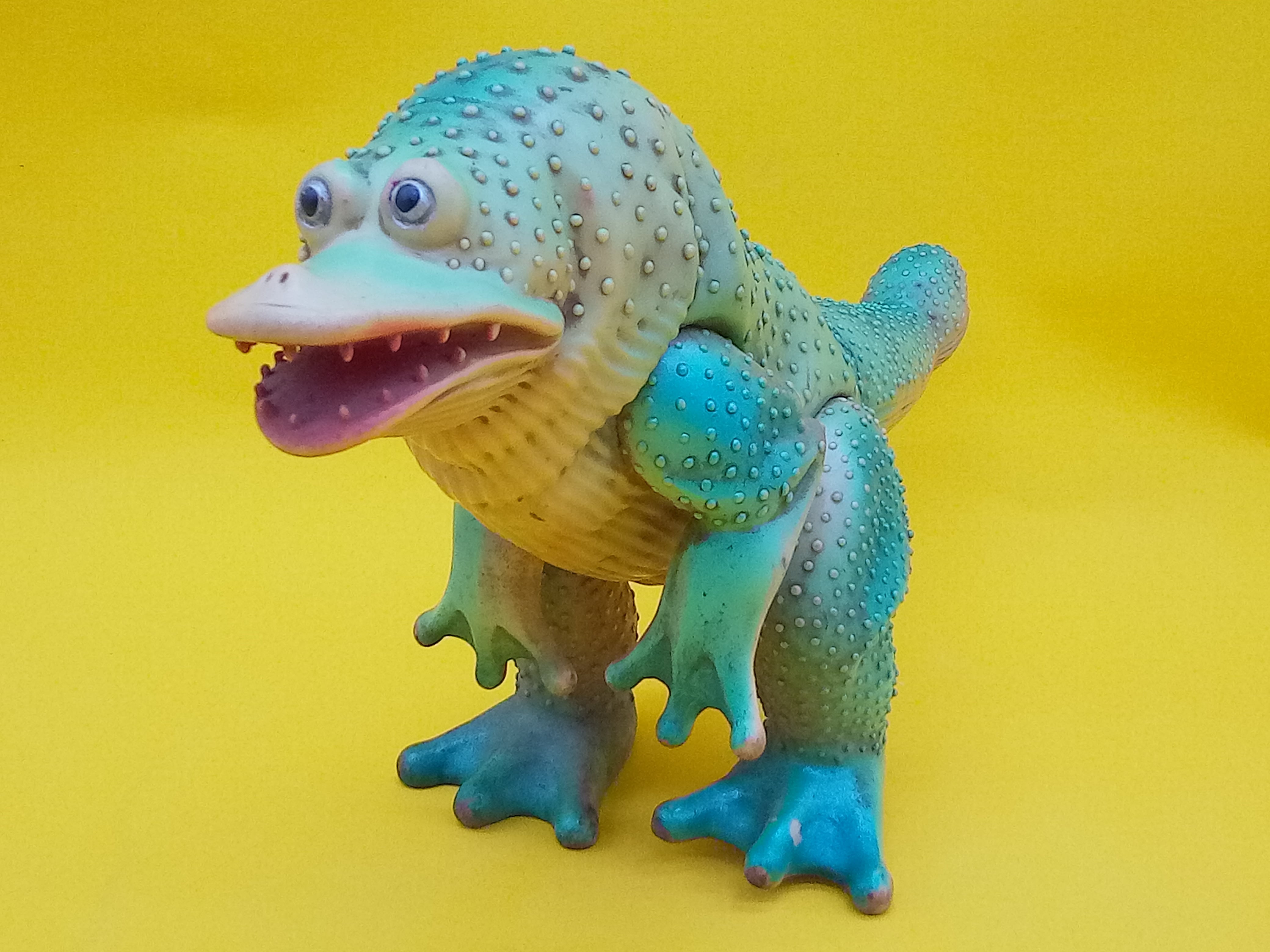 キングザウルスシリーズ 『ガマクジラ』 ソフビ ウルトラマン ポピー