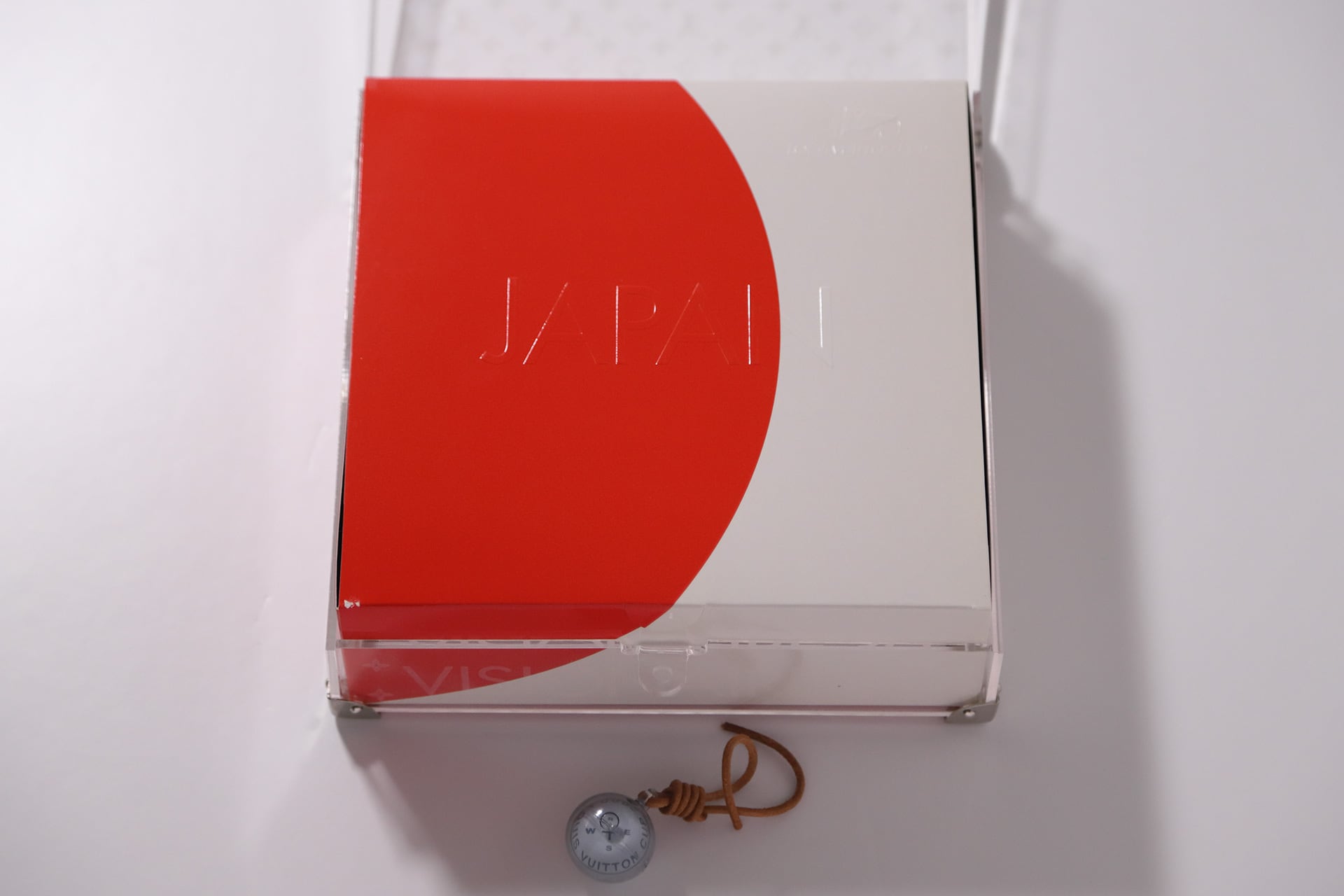 VISIONAIRE 30 GAME LOUIS VUITTON | CROSS_BOOKSHELF | VISIONAIRE