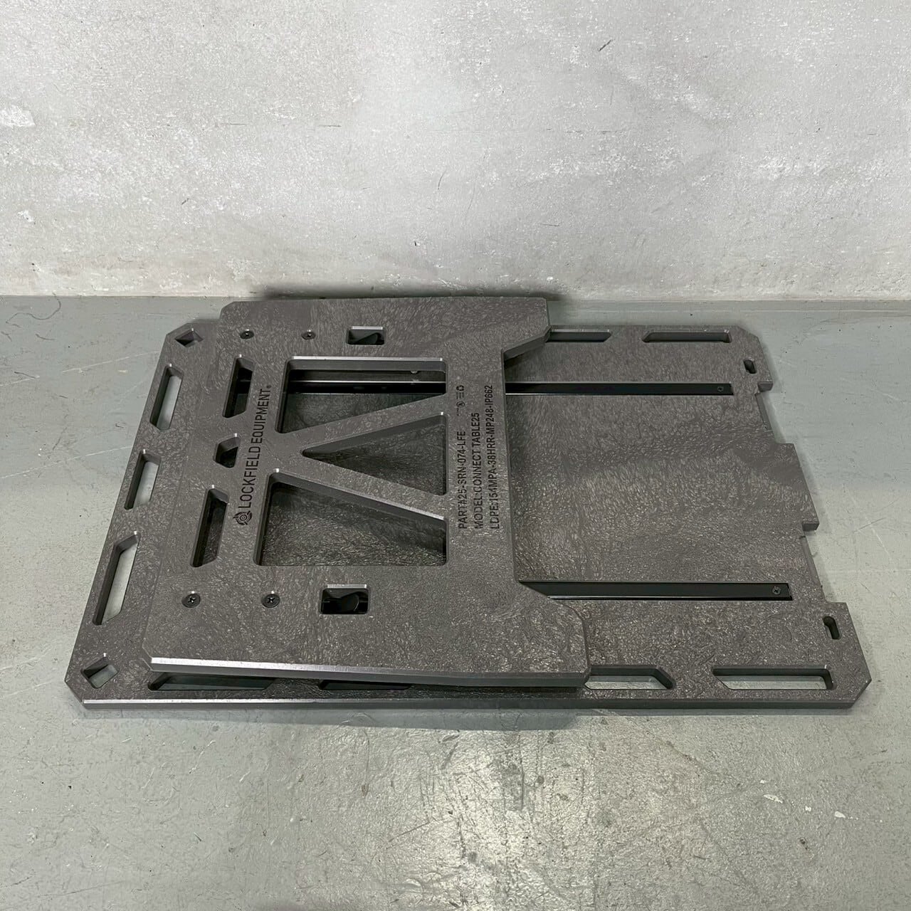 LOCKFIELD EQUIPMENT サイドテーブル LOCKFIELD EQUIPMENT