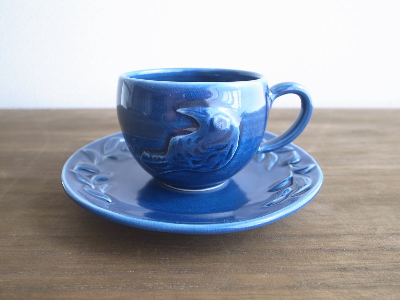 鳥レリーフ カップ＆ソーサー（ルリ） | 工房キギシ
