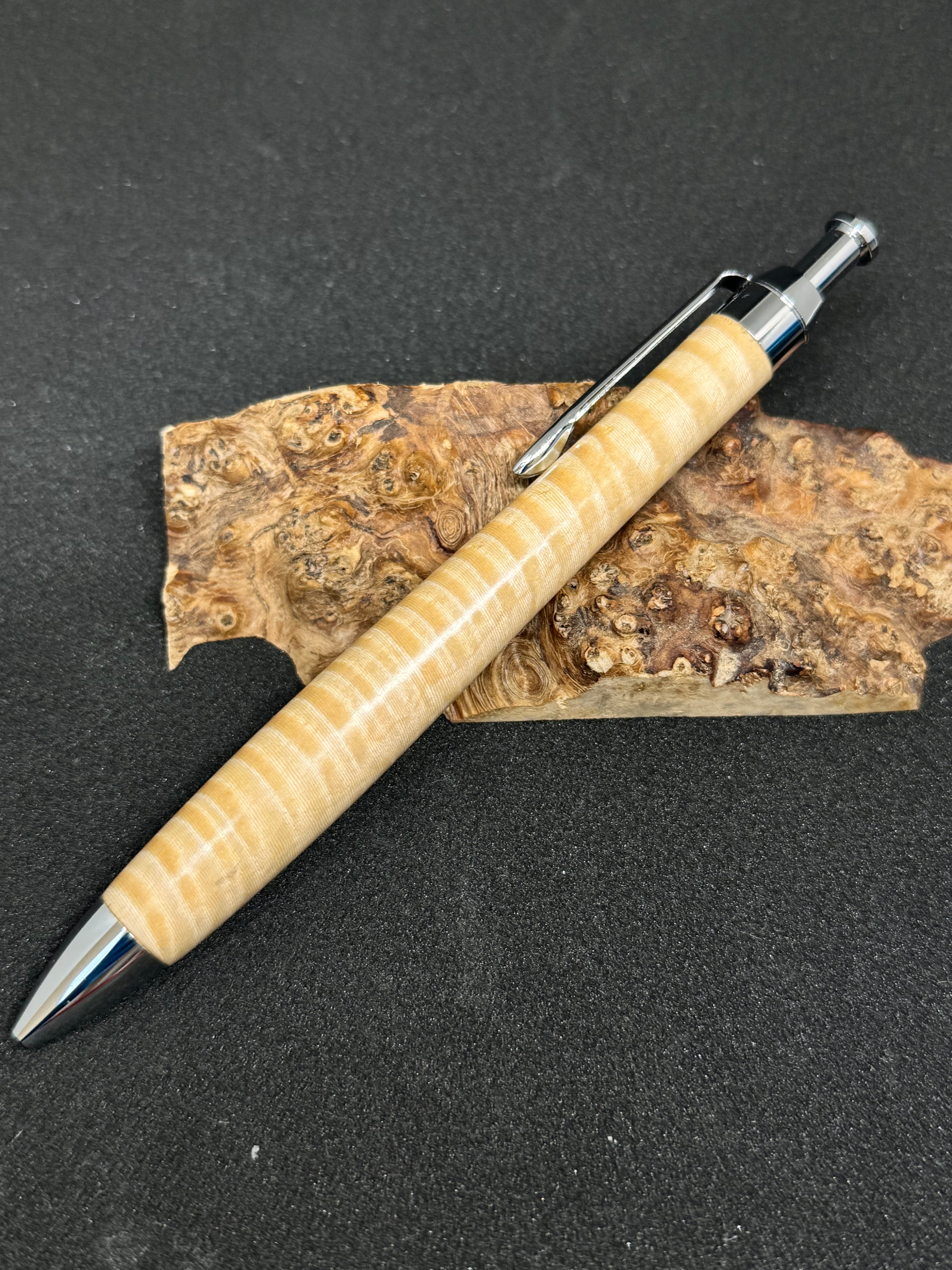 値下げ交渉可 YI工房 黒柿 木軸シャーペン YI工房 黒柿 木軸シャーペン