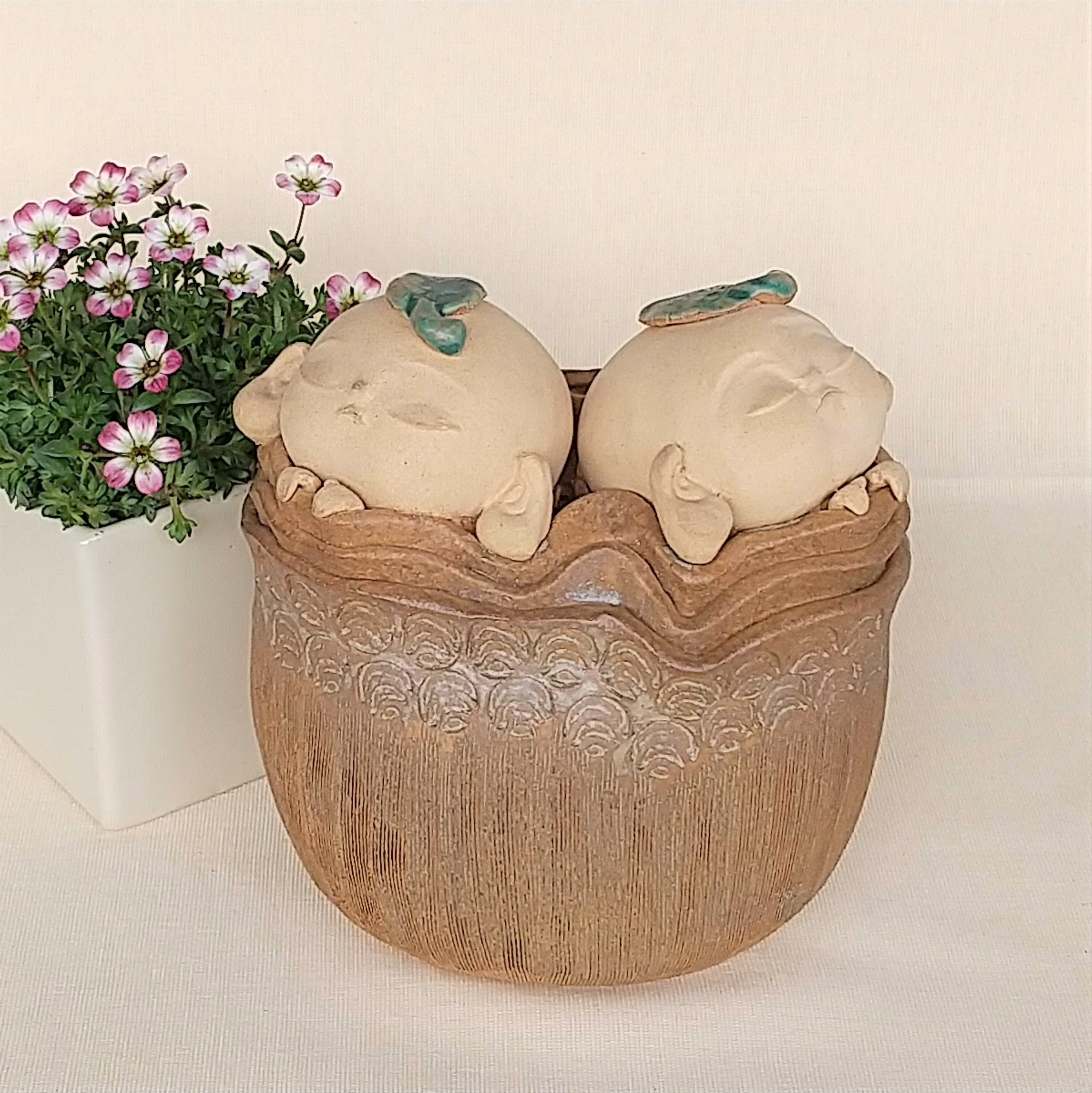 かやごもり窯 | 有田焼作家の作品が買えるお店 ギャラリー器楽