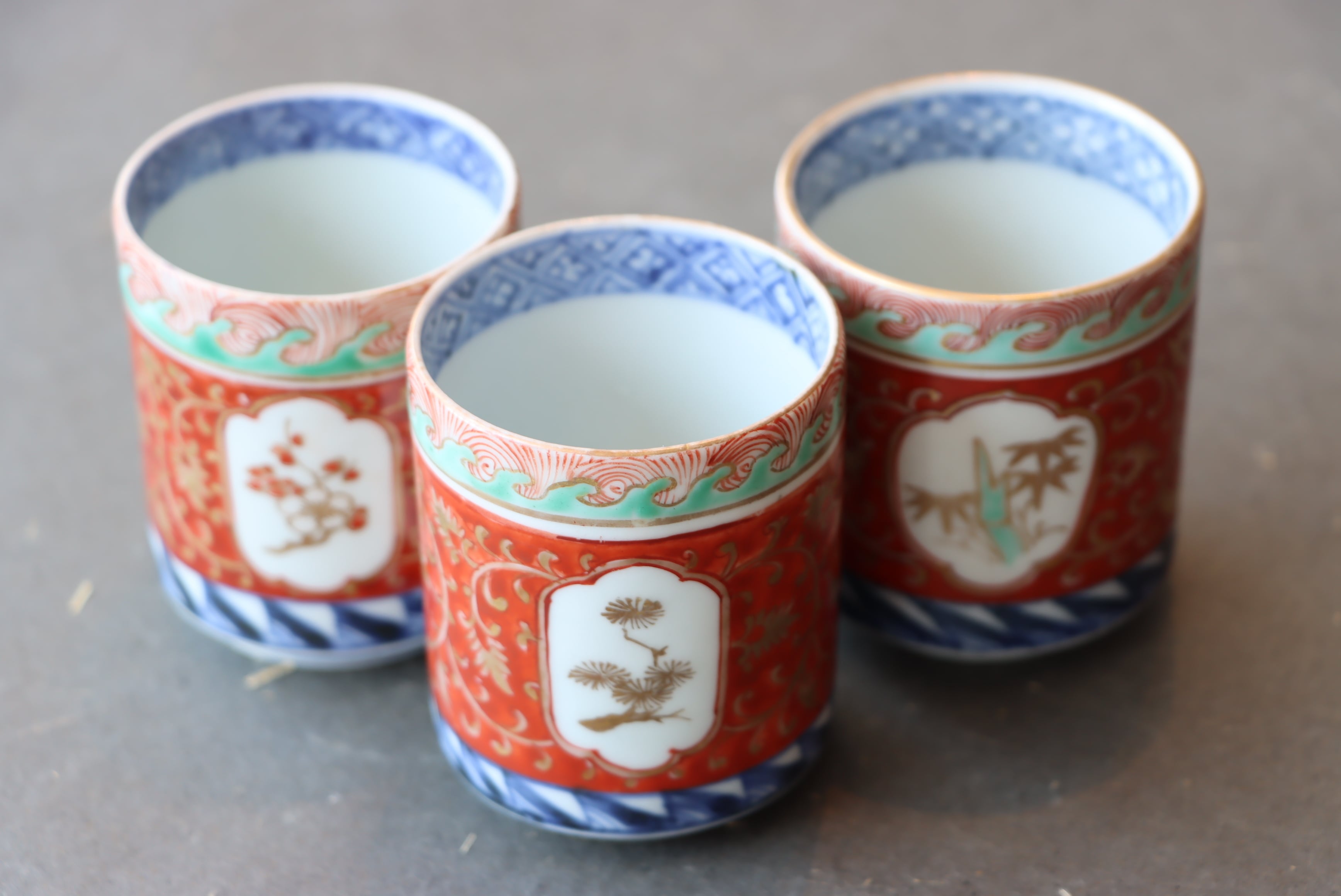 古伊万里 網目覗き猪口 覗き猪口 古伊万里 染付 桐文 | (有)新原美術