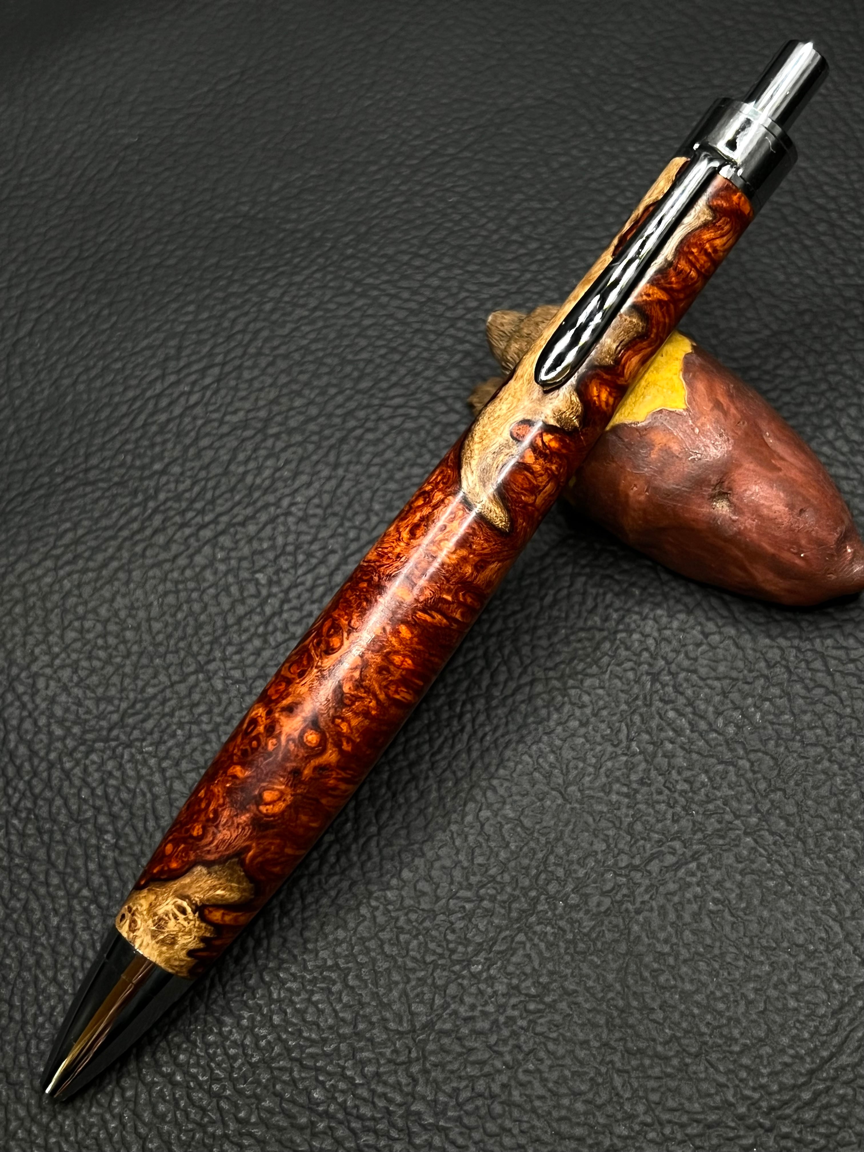 31 極上＋花梨紅白 シャーペンにも交換可能 | こぶた工房