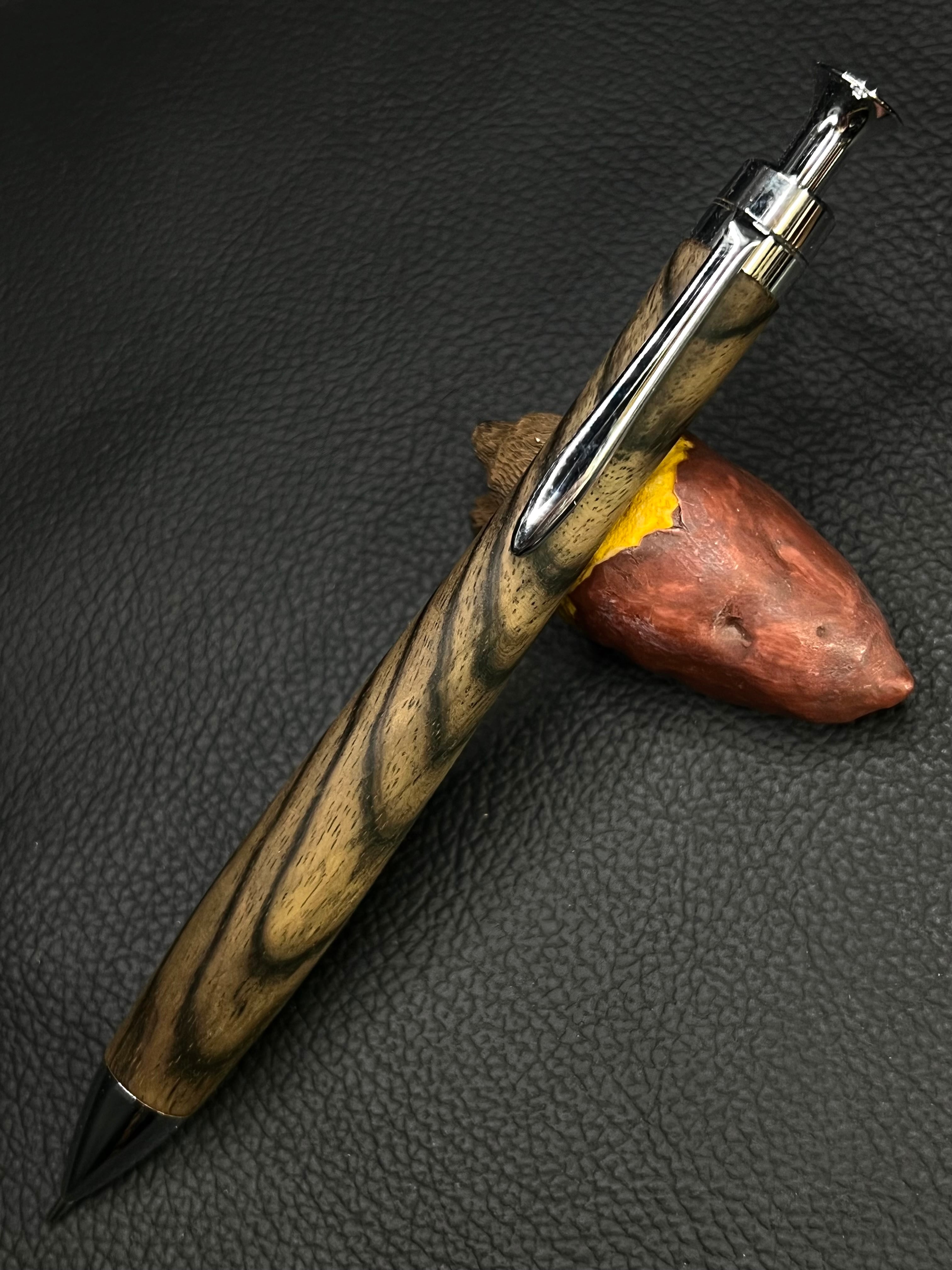 新品 こぶた工房 極上花梨瘤 スタビ 金金具 シャープペンシル0.5 24