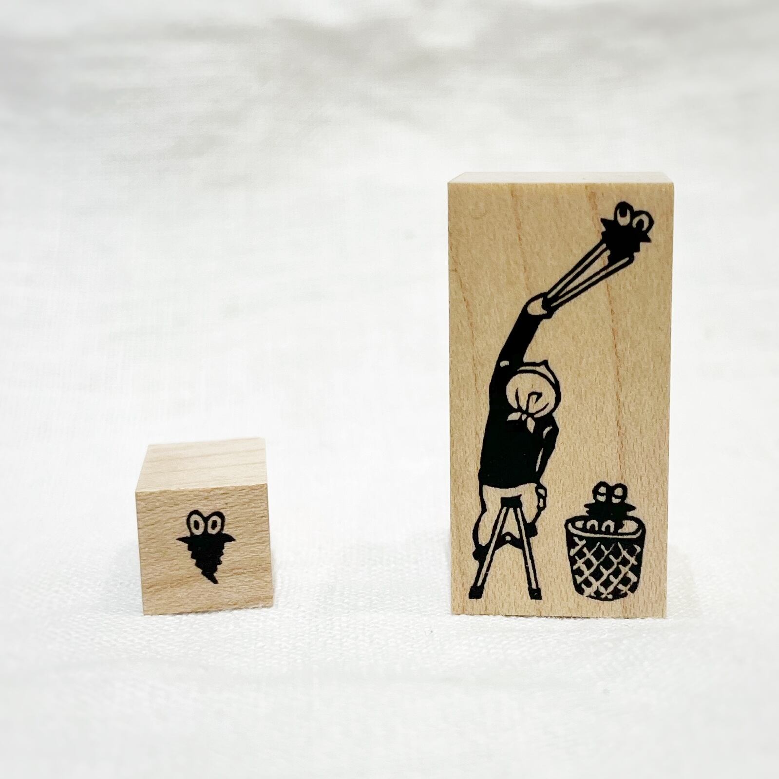 書き損じゴマ化しはんこ「虫取り業者2」【ドウサ】 | sansato（三叉灯）