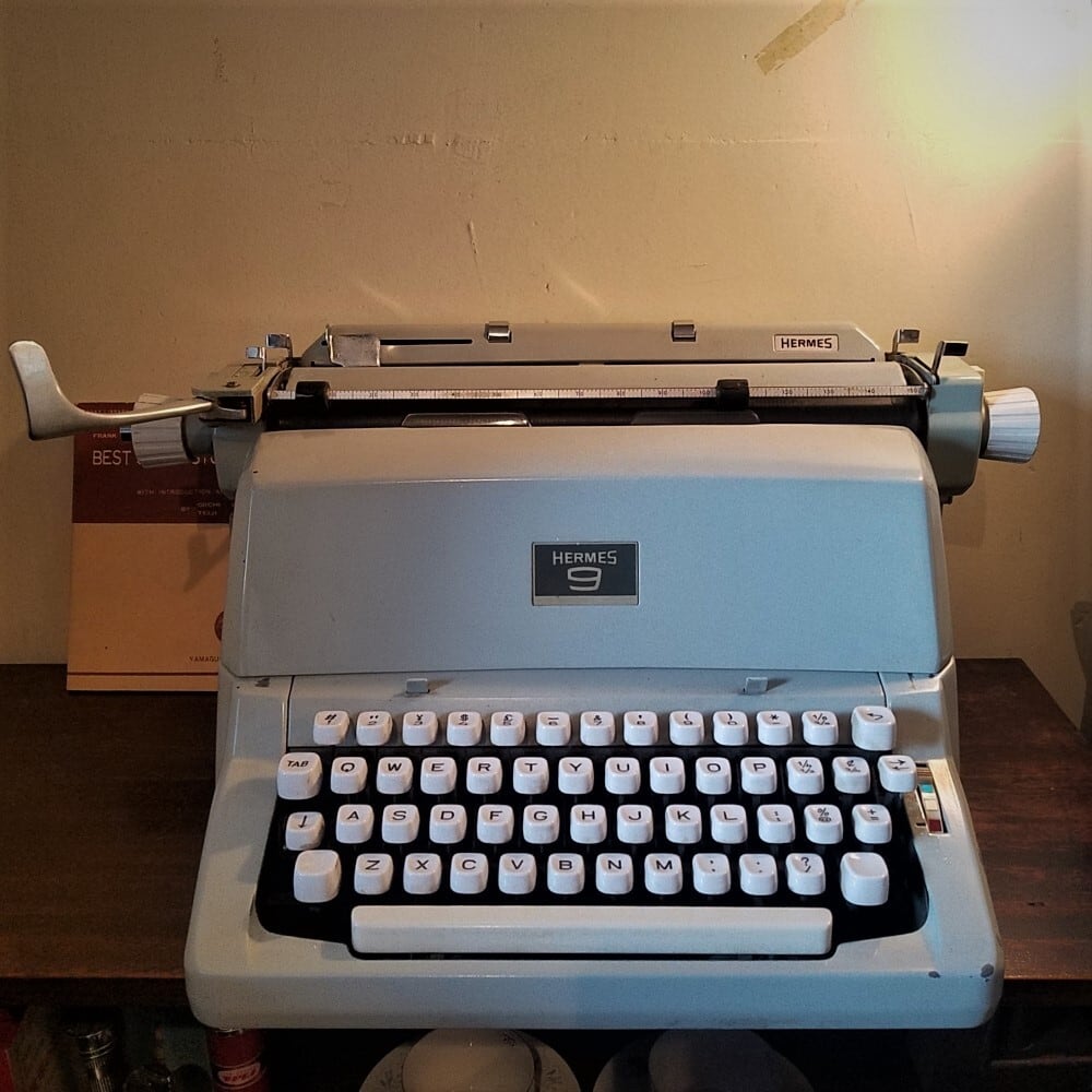 ヴィンテージ・タイプライター HERMES9/エルメス9 | 旧式生活雑貨店