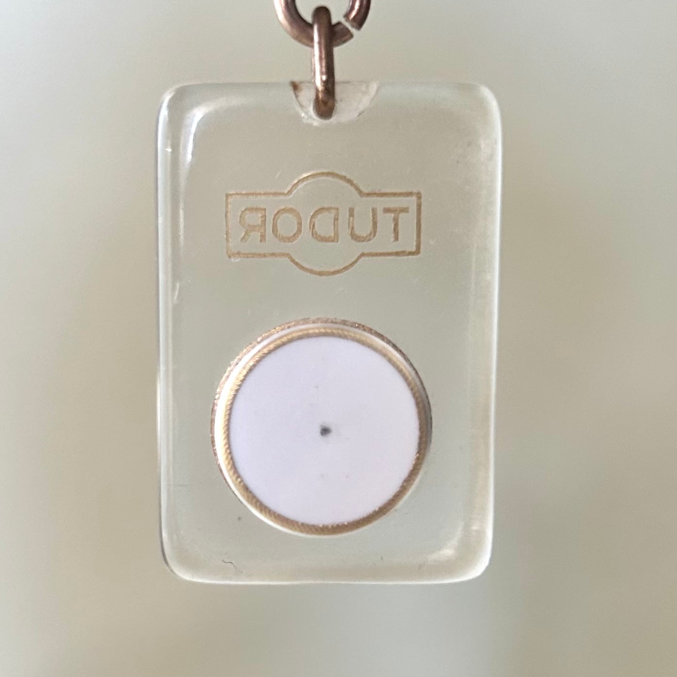 TUDOR 方位磁針 ブルボンキーホルダー | ブルボン蚤の市 ｜ブルボン