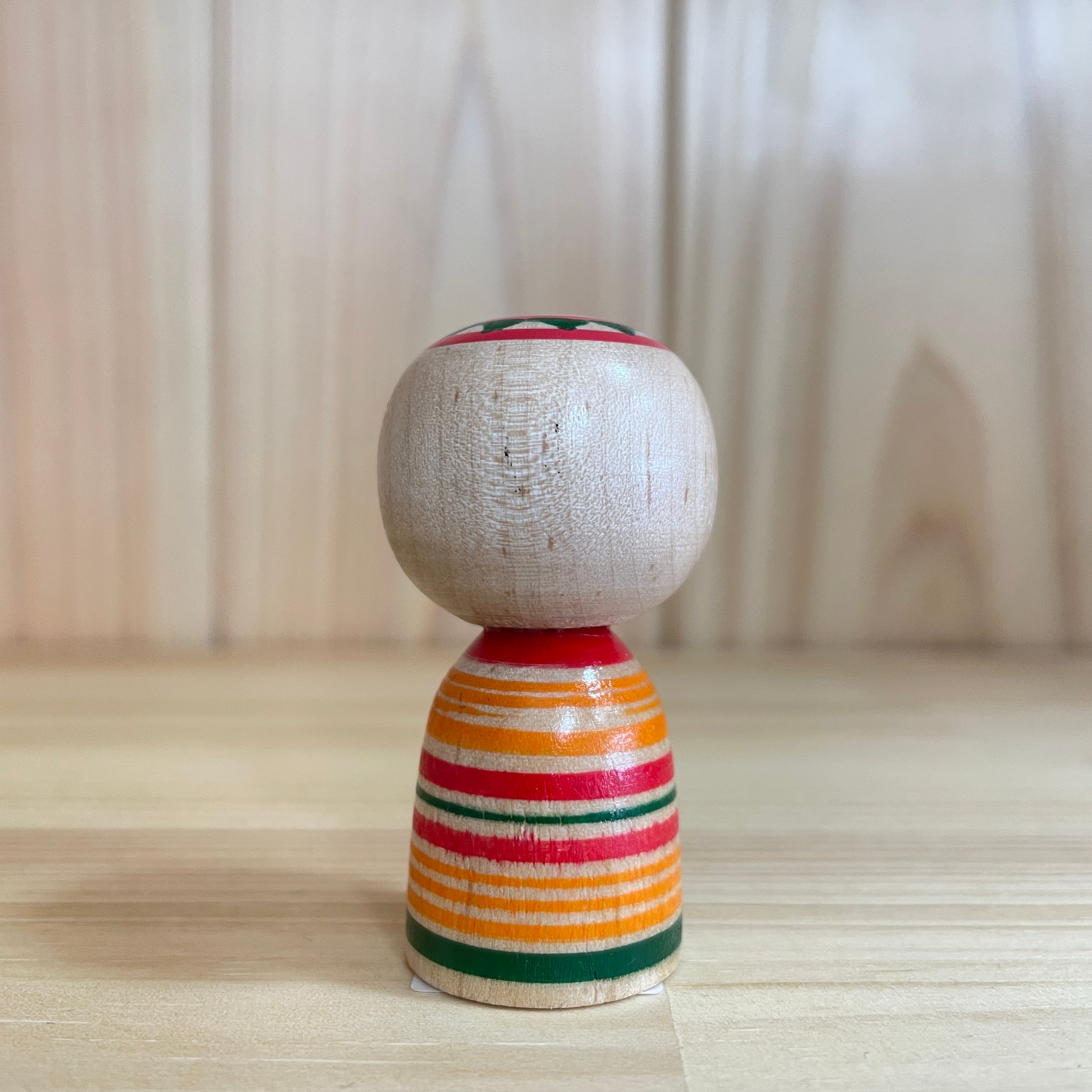 近野明裕工人：土湯系】小寸こけし① オレンジ・赤ろくろ線 ：2寸 5.5