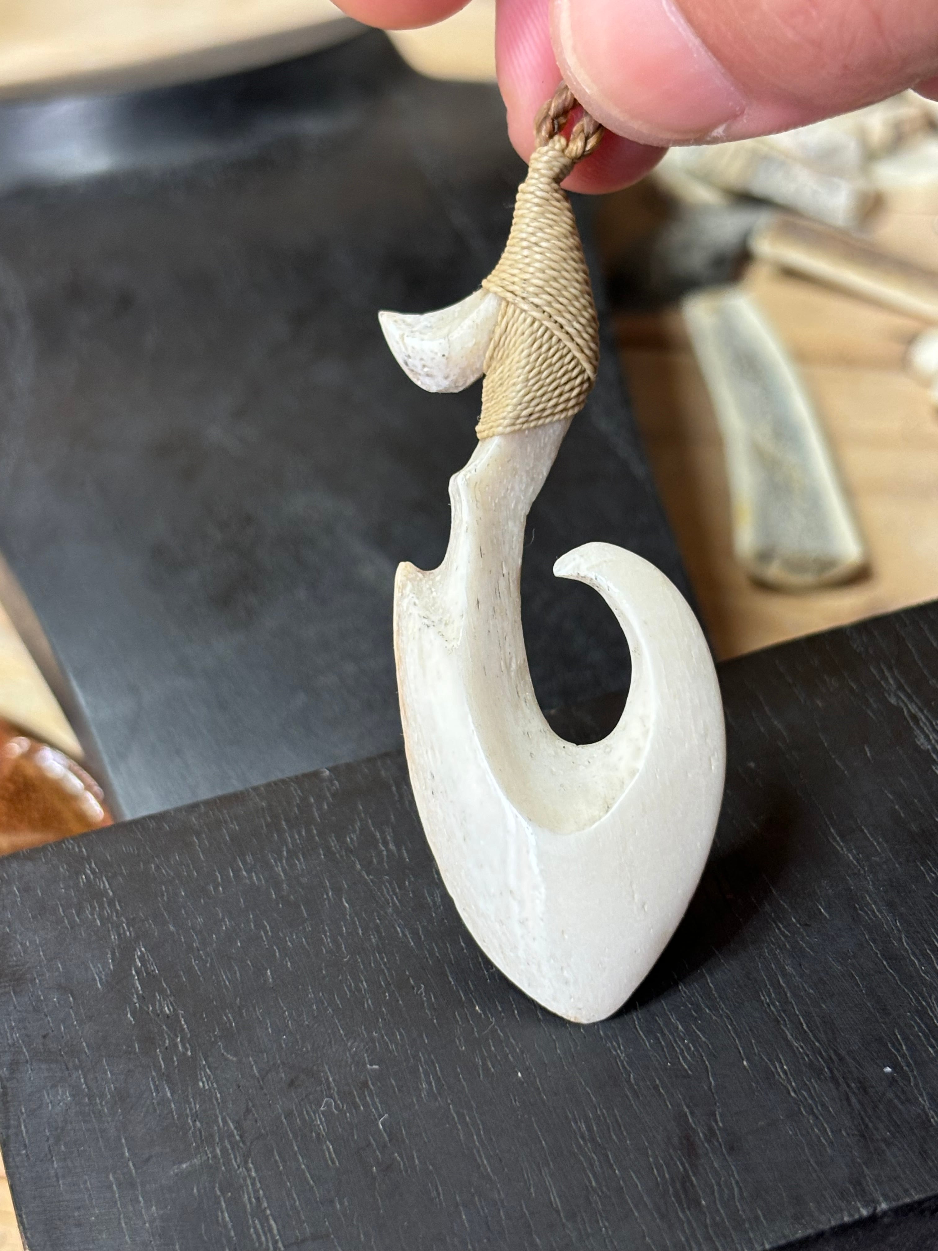 ハワイアンインテリア ボーンフック ボーンカービング 【公式通販】