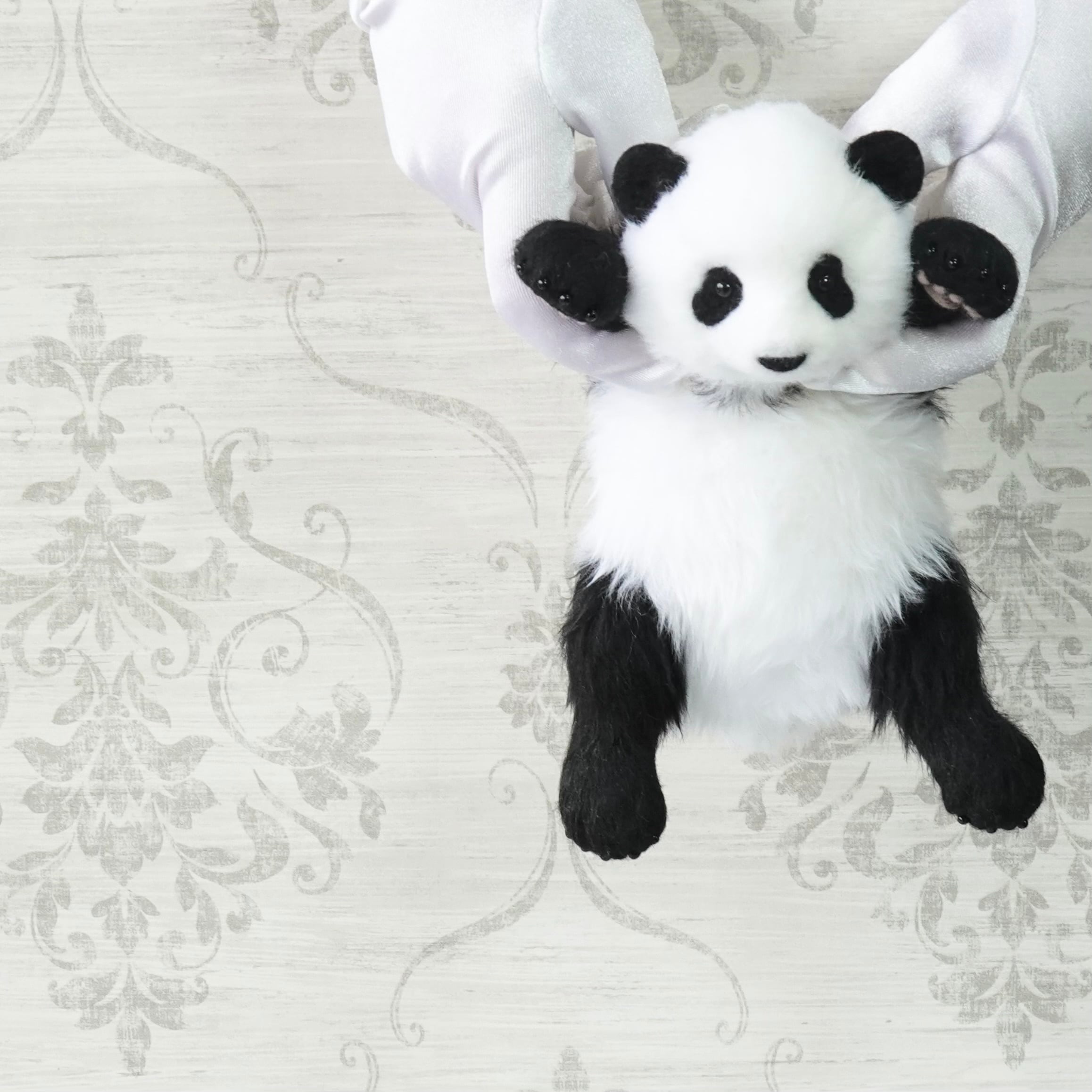 shelterbank シェルターバンクeyeeye ぬいぐるみ