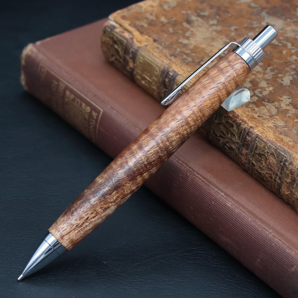 アンボイナバール 花梨瘤 瘤杢 1・Pencil 0.5mm」木軸シャープペンシル