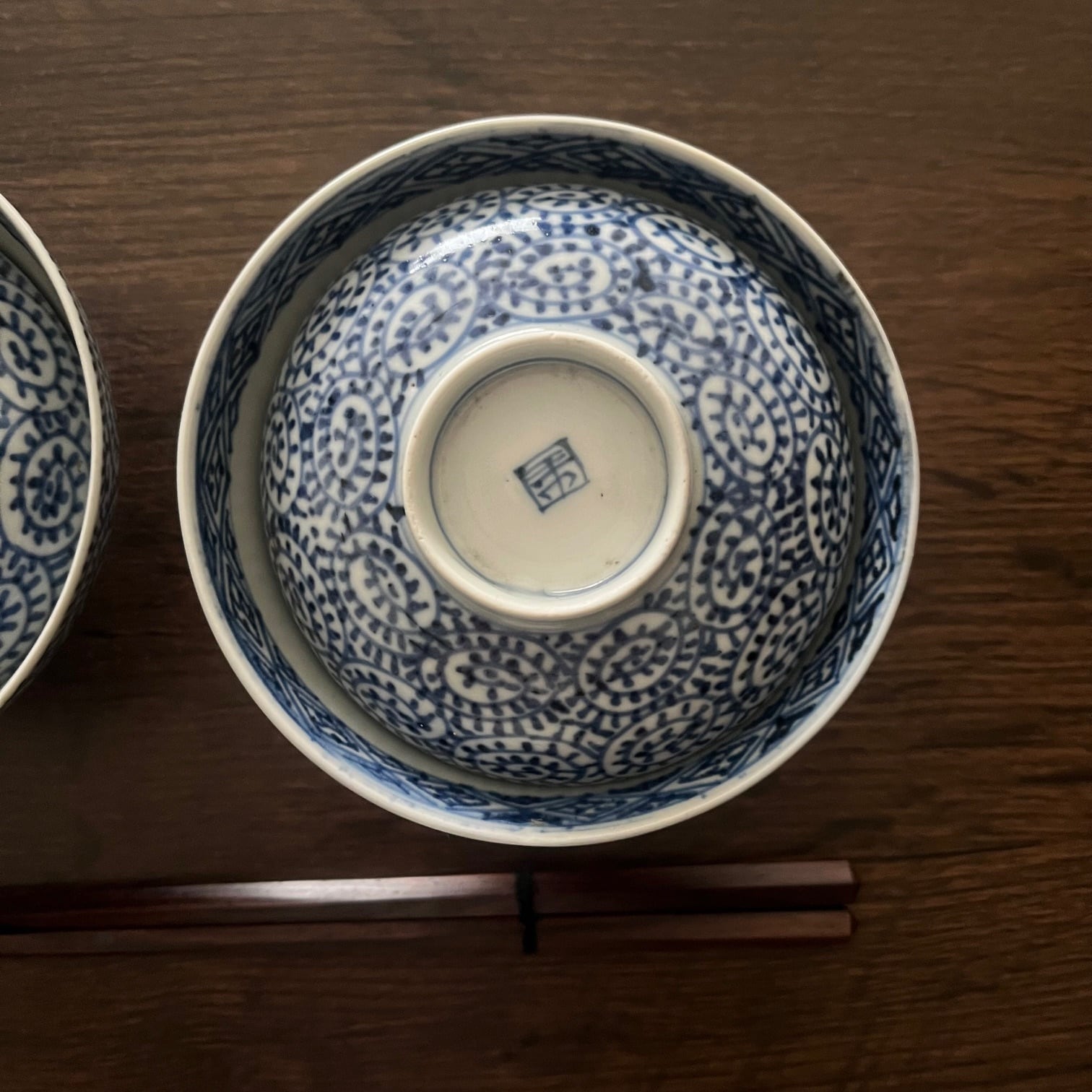 江戸中期】古伊万里染付蛸唐草紋様蓋物碗 | 古美術 希 のぞみ 美術